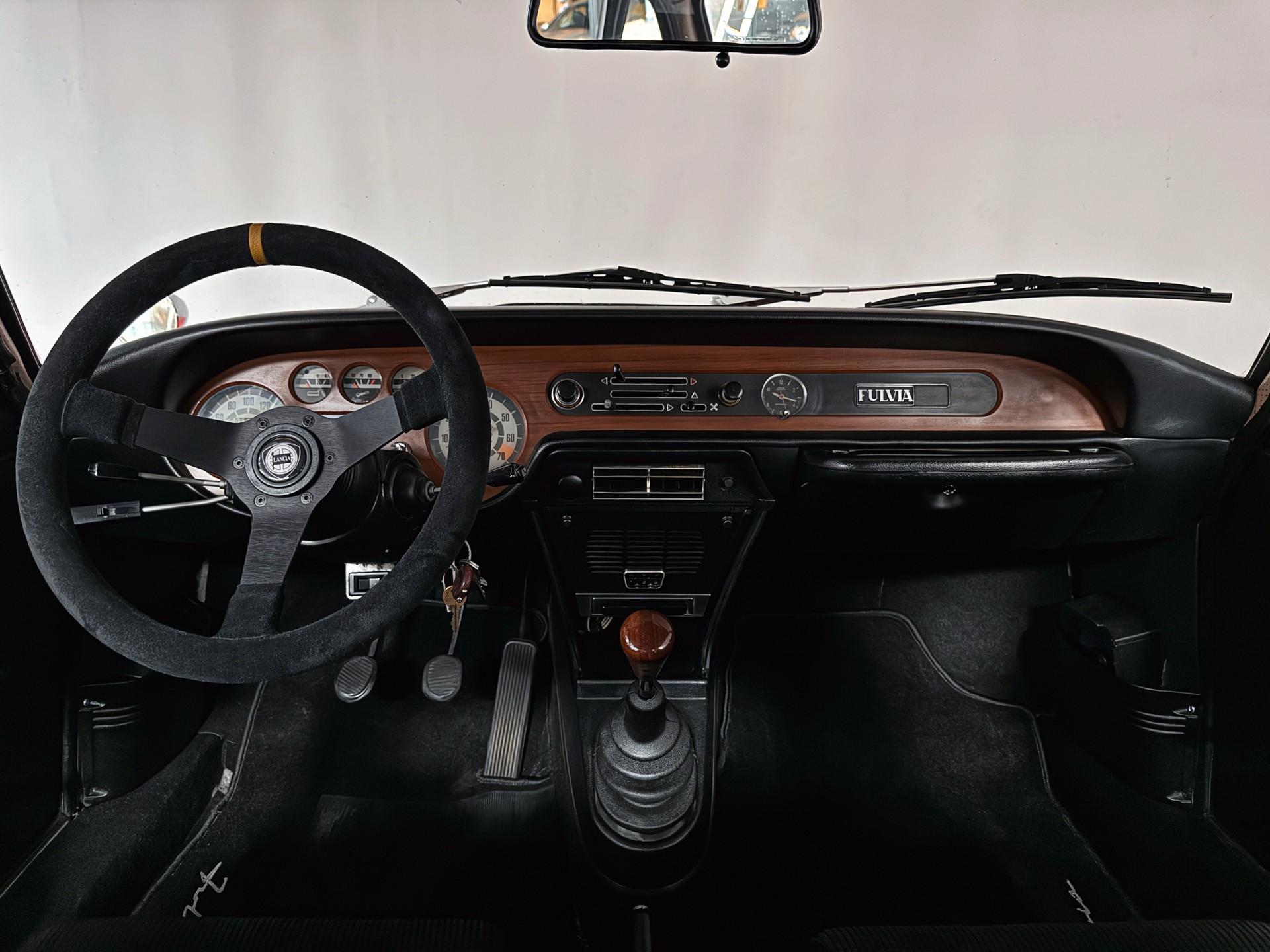 LANCIA LANCIA FULVIA 1.3 S COUPE-image-13