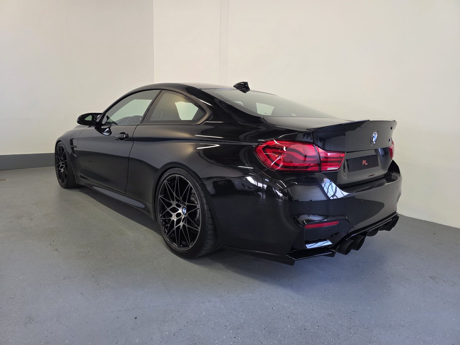 BMW M4 Coupé Competition DKG-image-10