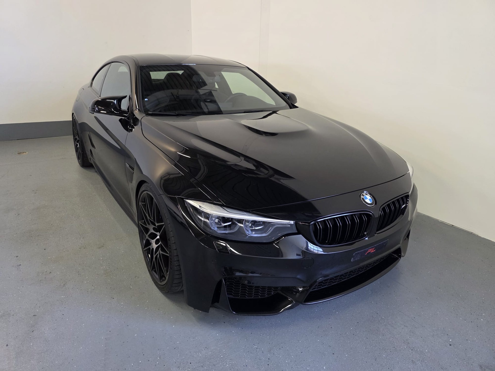 BMW M4 Coupé Competition DKG-image-3
