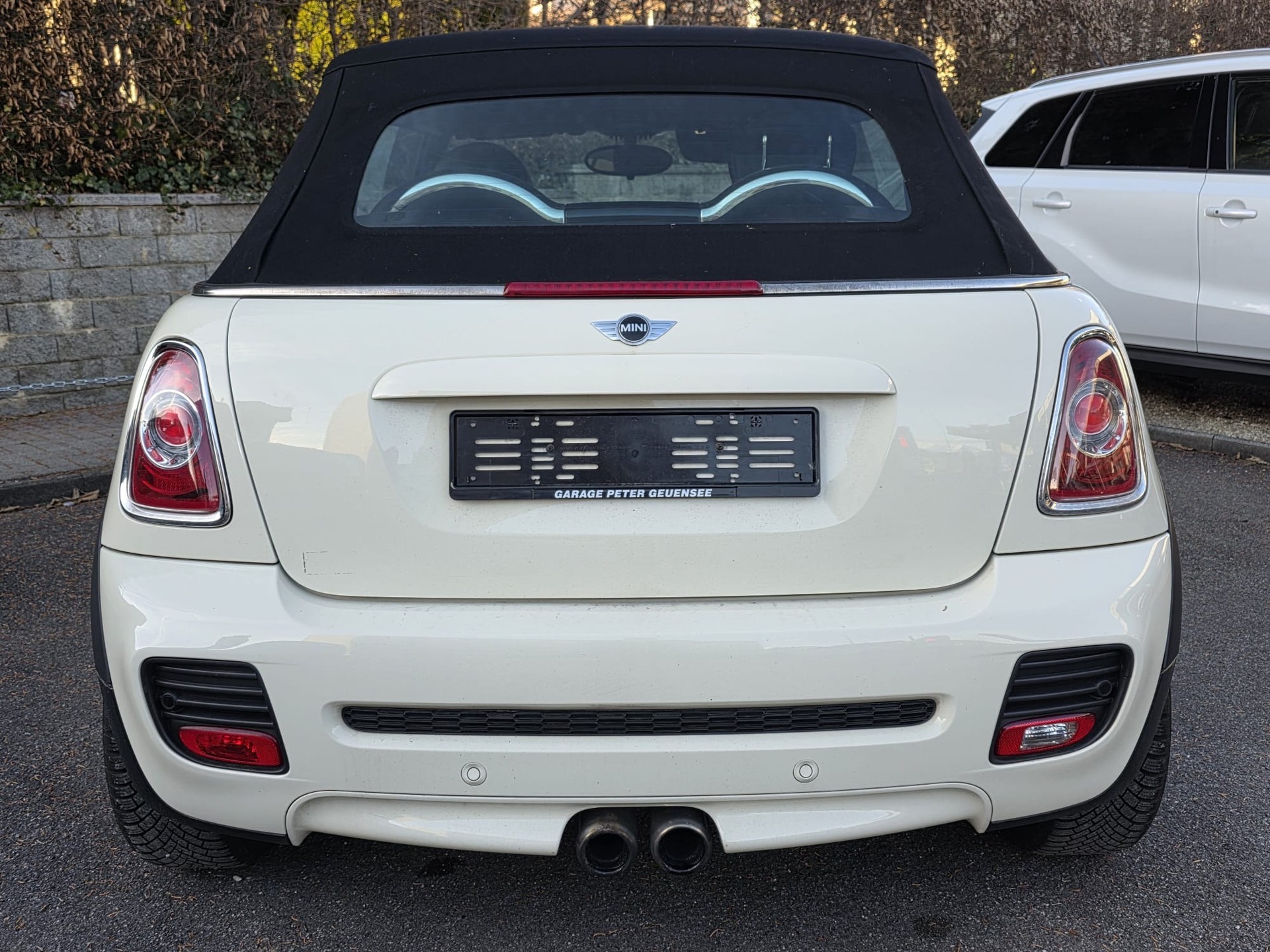 MINI Cooper S Cabriolet-image-4