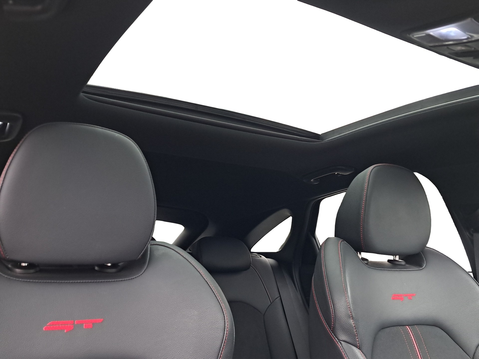 KIA ProCeed 1.6 T-GDi GT DCT-image-11
