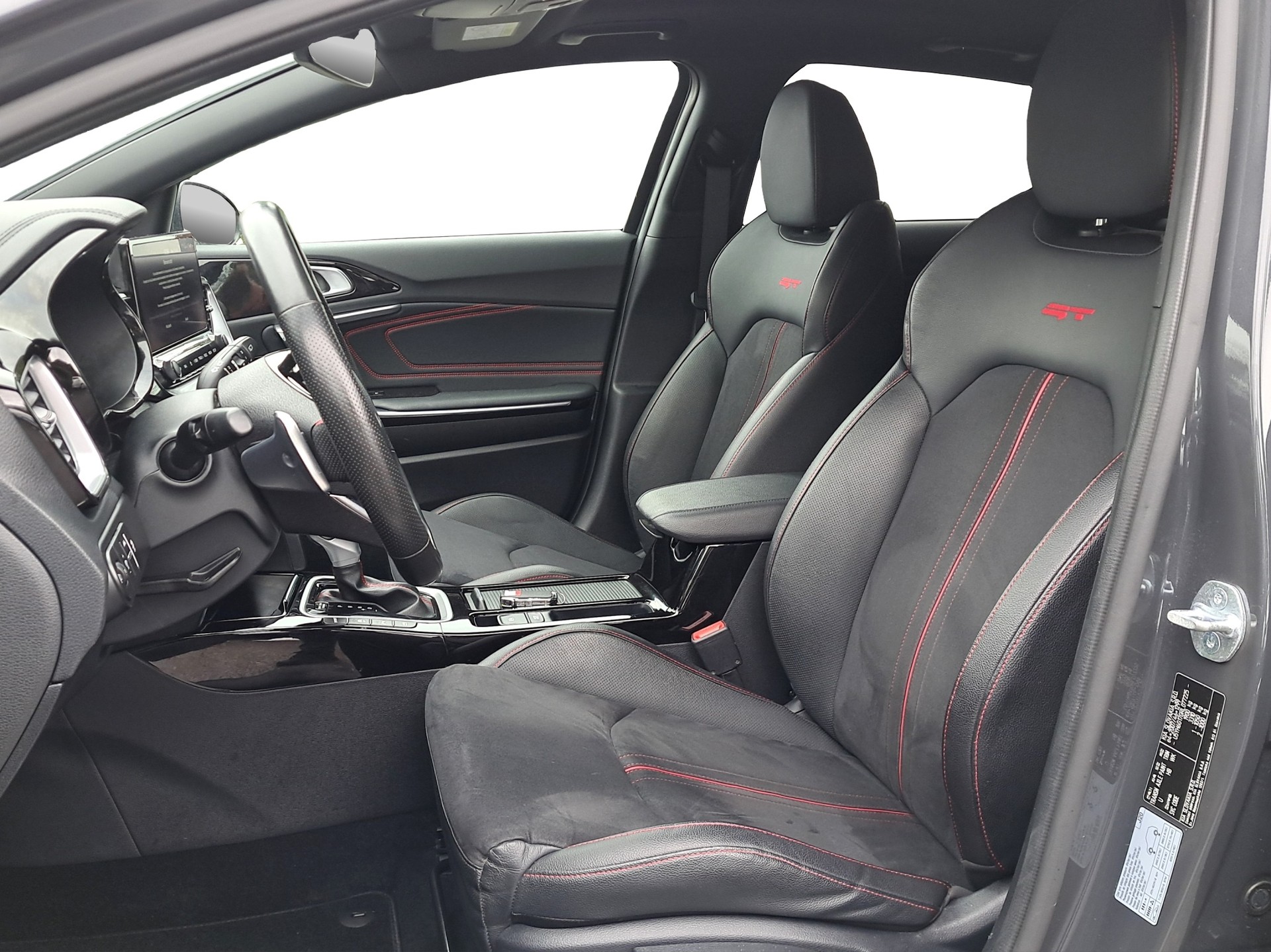 KIA ProCeed 1.6 T-GDi GT DCT-image-5