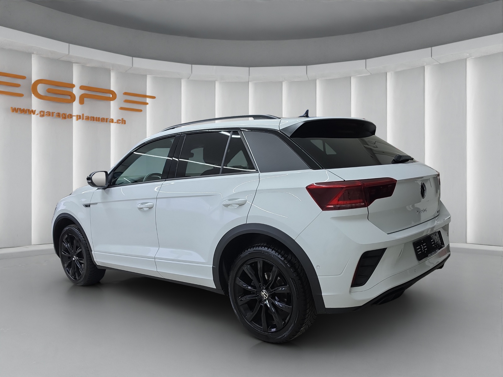 VW T-Roc 2.0 TSI R-Line DSG 4motion-image-4