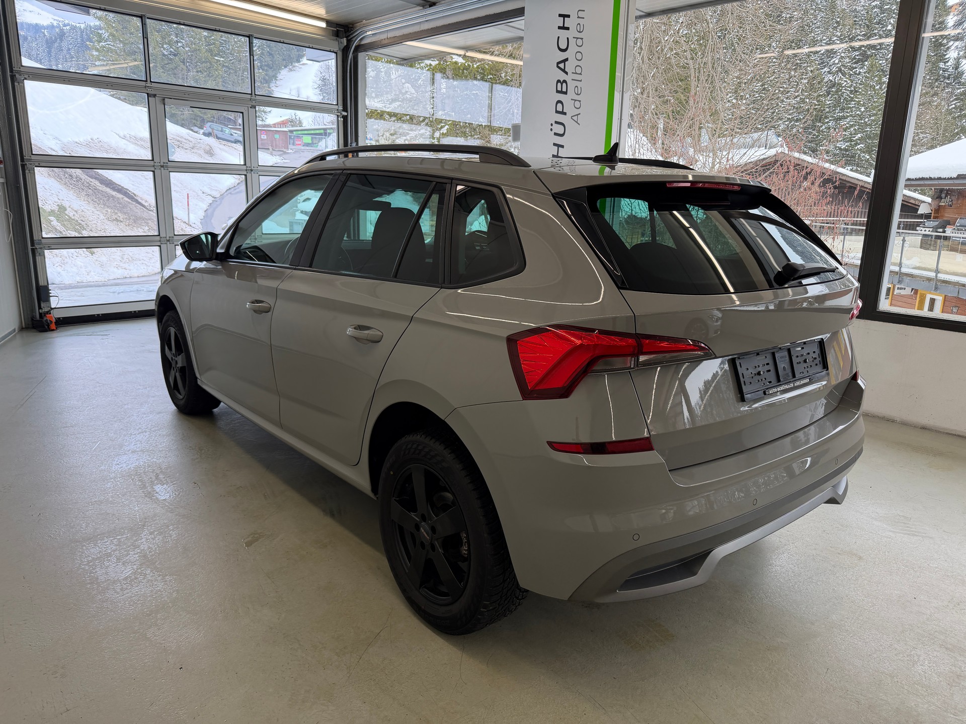 SKODA Kamiq 1.0 TSI Ambition DSG-image-5