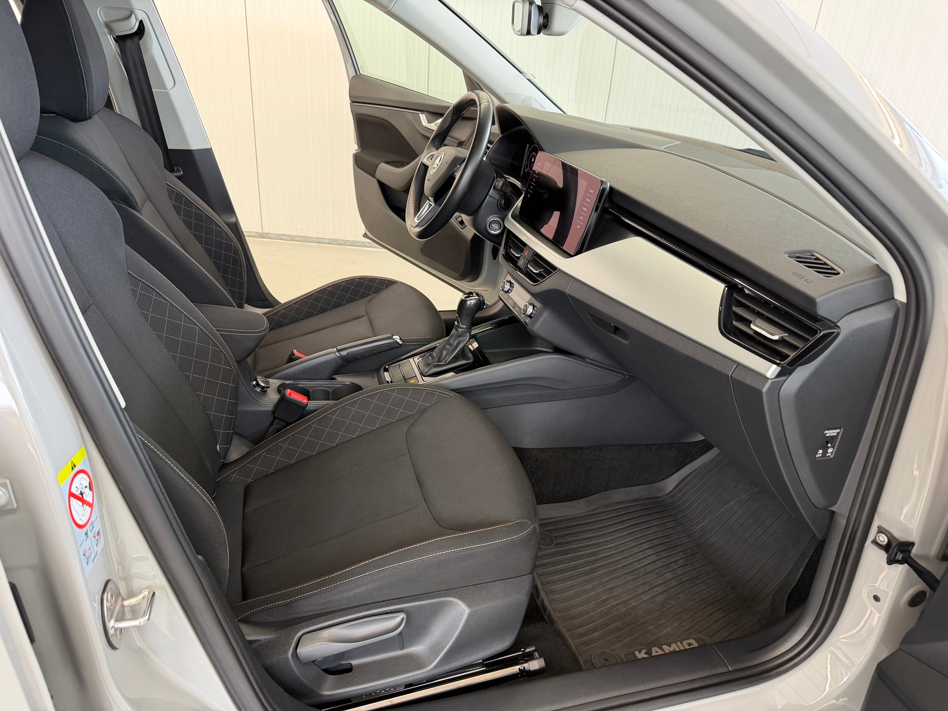 SKODA Kamiq 1.0 TSI Ambition DSG-image-19