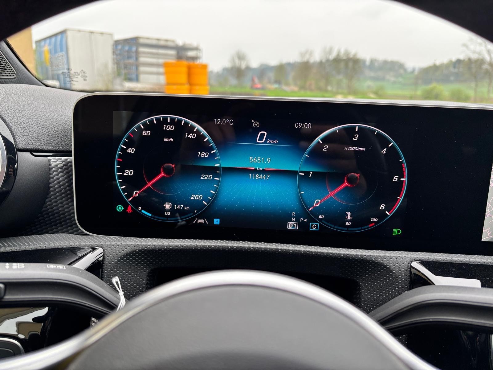 MERCEDES-BENZ A 180 d-image-12