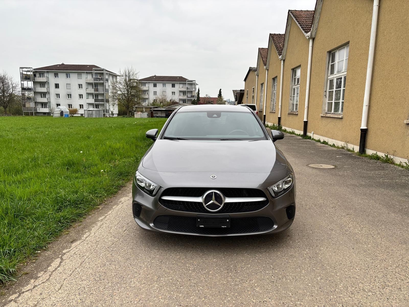 MERCEDES-BENZ A 180 d-image-7