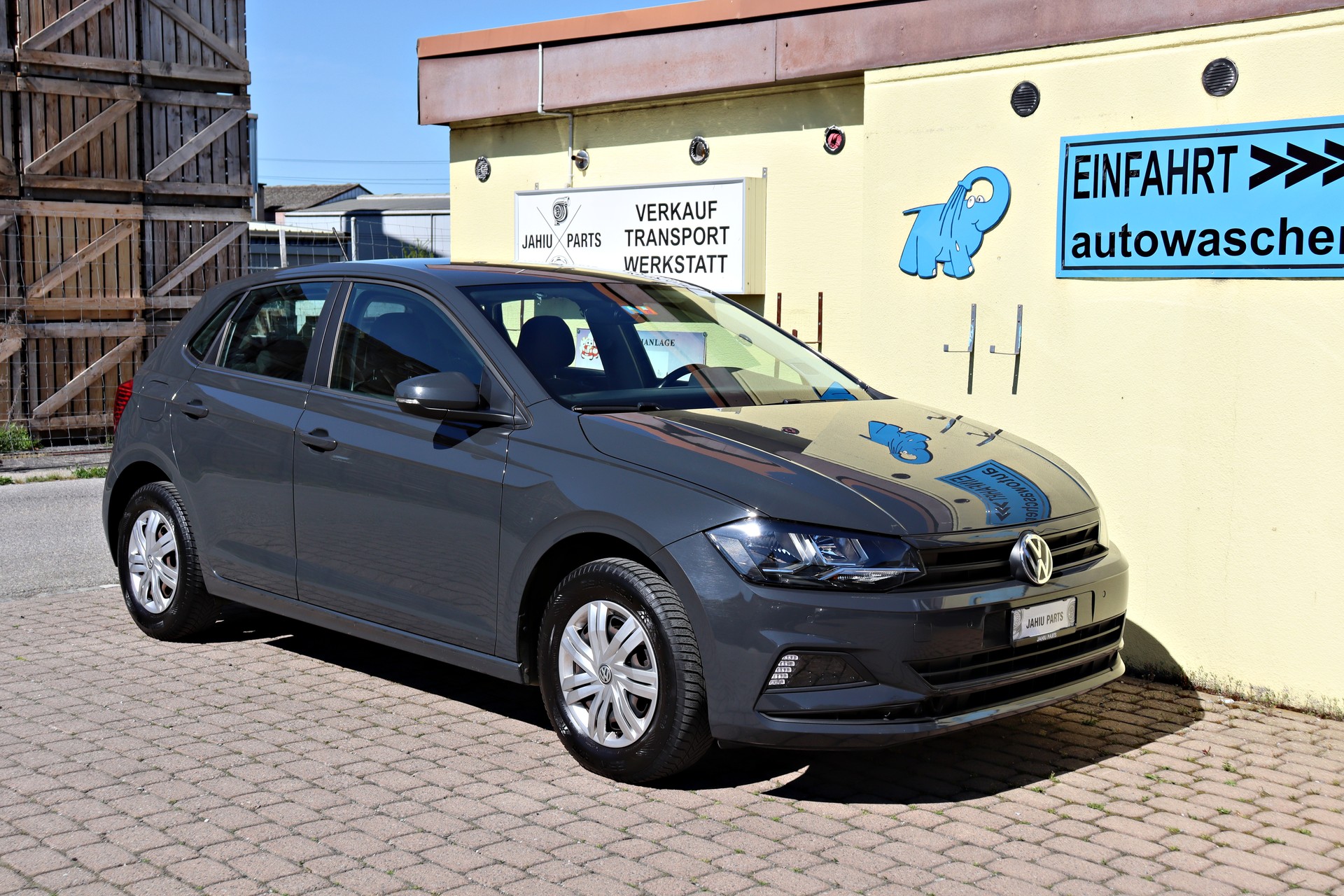 VW Polo 1.0 BMT Trendline-image-5