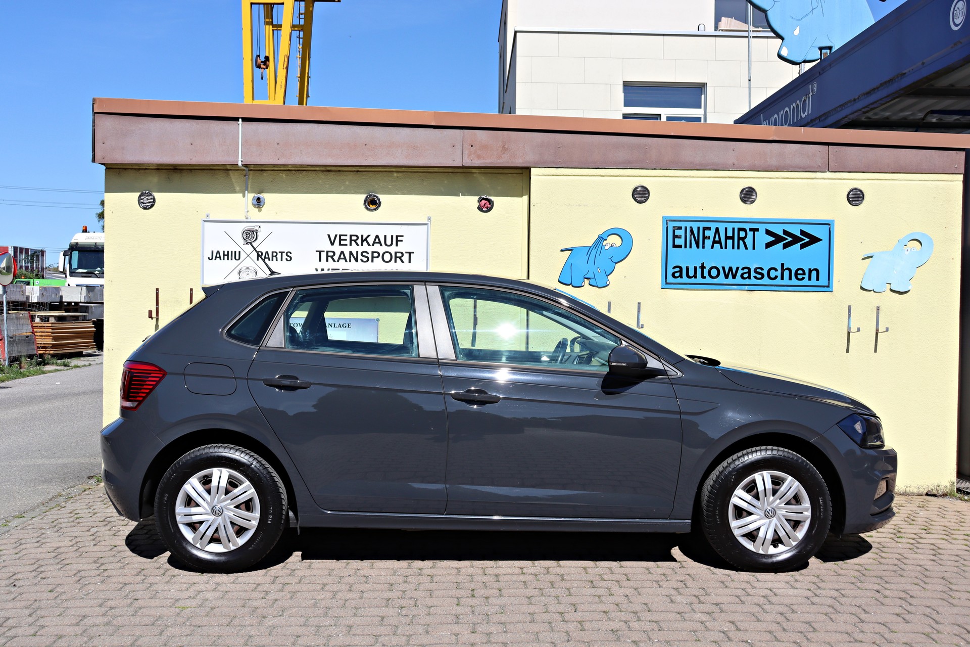 VW Polo 1.0 BMT Trendline-image-4