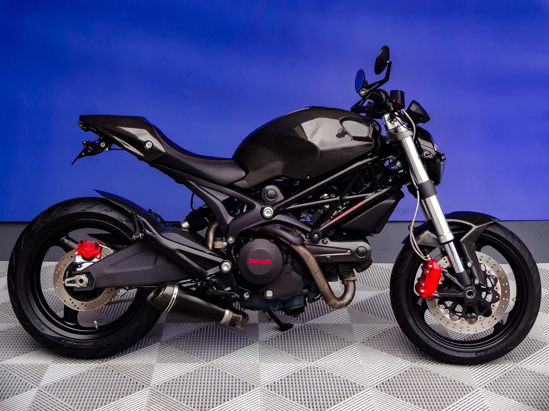 DUCATI Monster 696M (25kW)