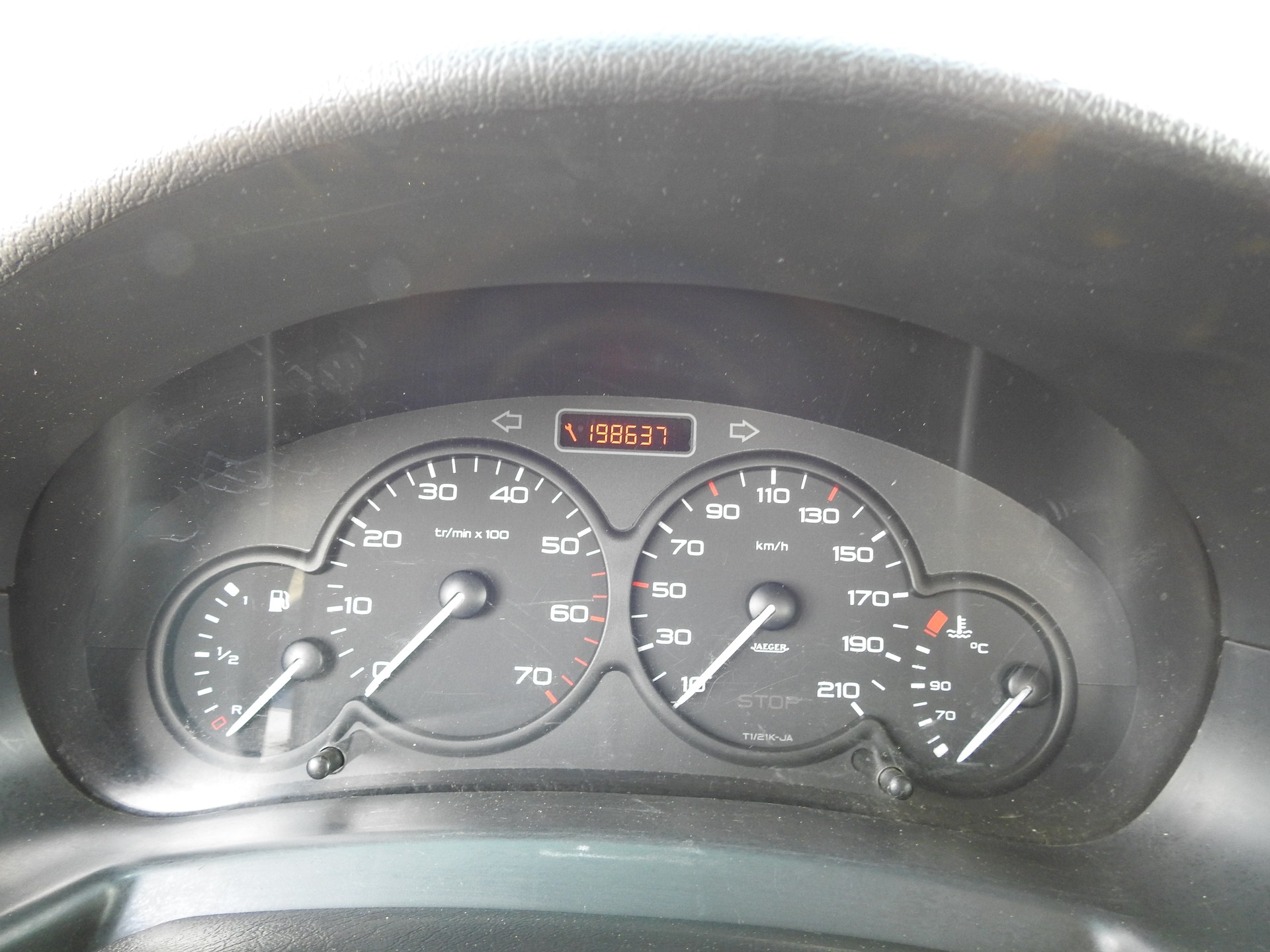CITROEN Berlingo 1.6 HDi-image-22