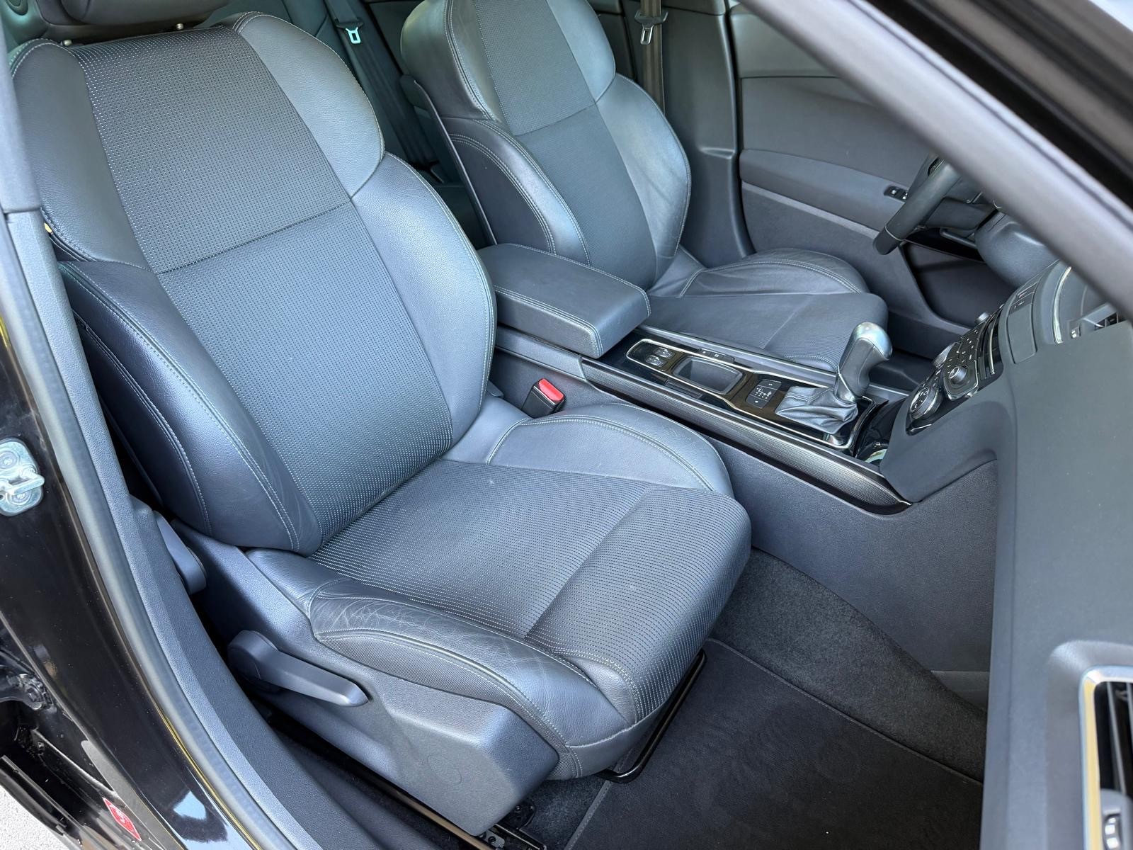 PEUGEOT 508 SW 2.0 HDI Style Automatic-image-9