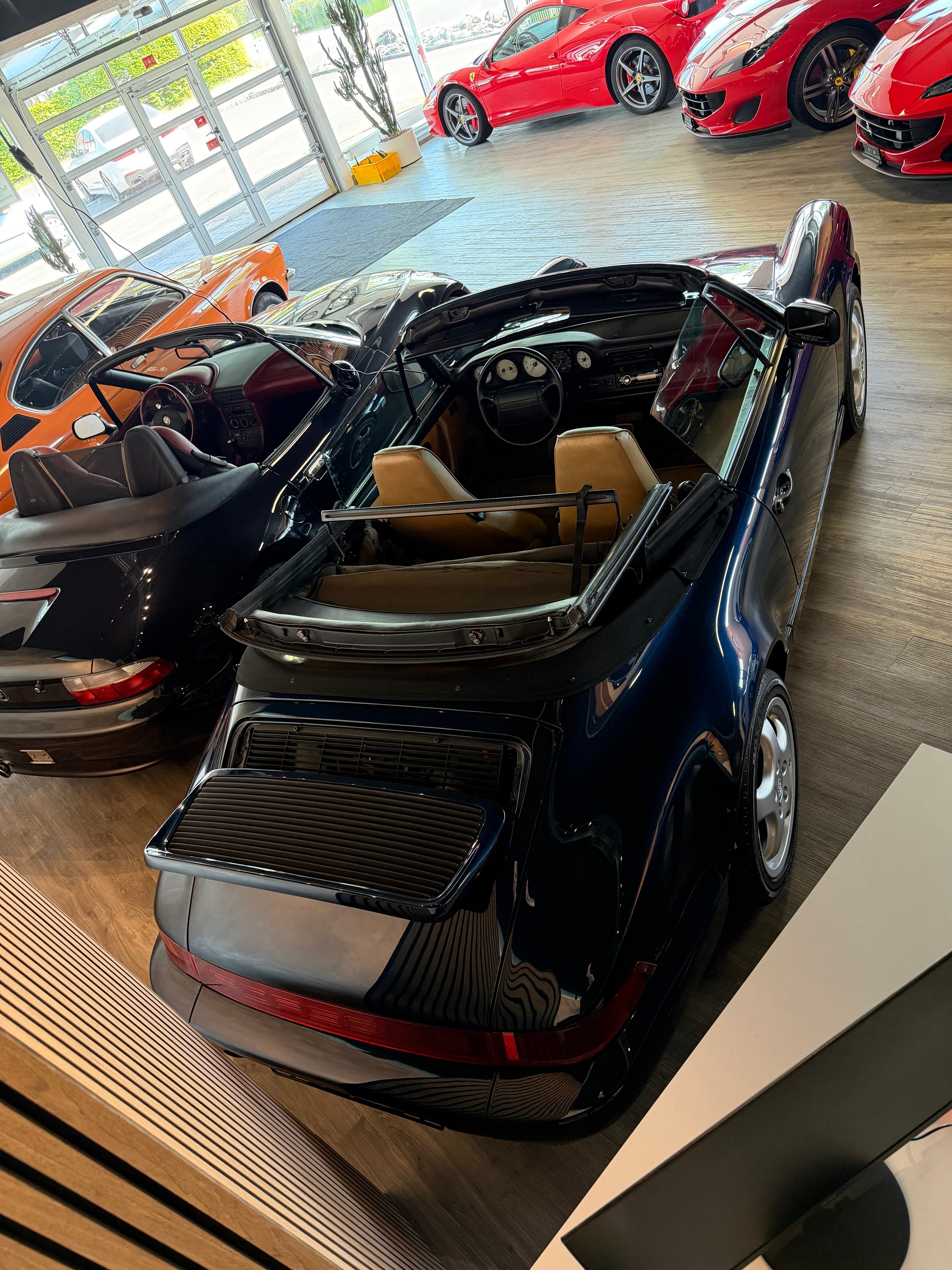 PORSCHE Carrera 2 Cabrio-image-4