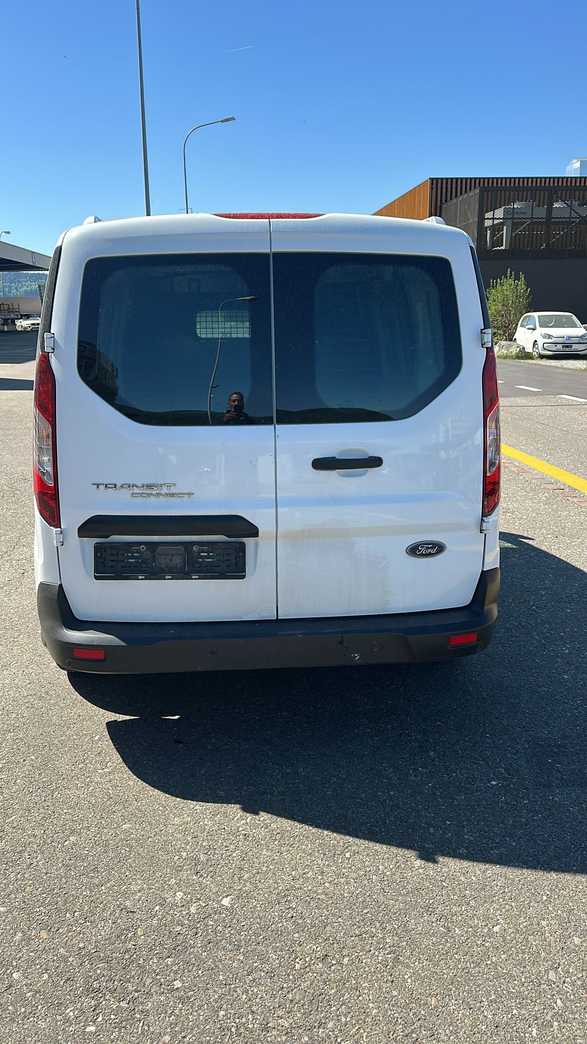 FORD Transit Connect Van T210 1.5 Eco Blue Ambiente A-image-3
