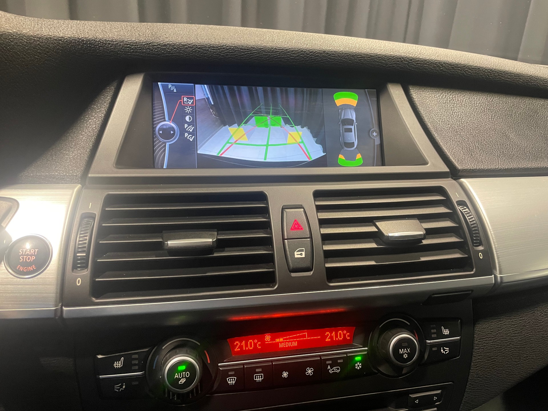 BMW X6 xDrive 40d Steptronic (21)-image-11