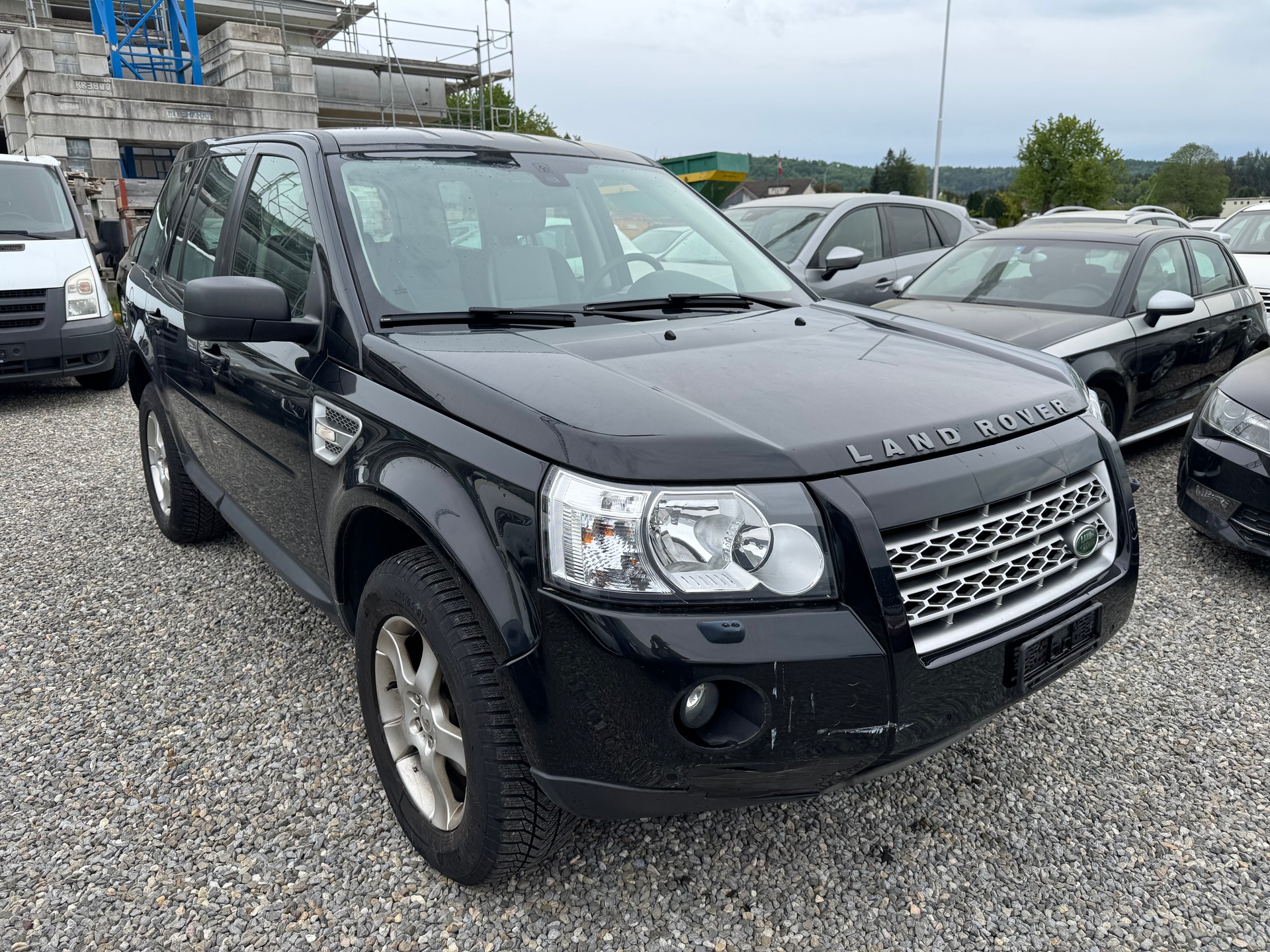 LAND ROVER Freelander 2.2 TD4 SE Automatic-image-2