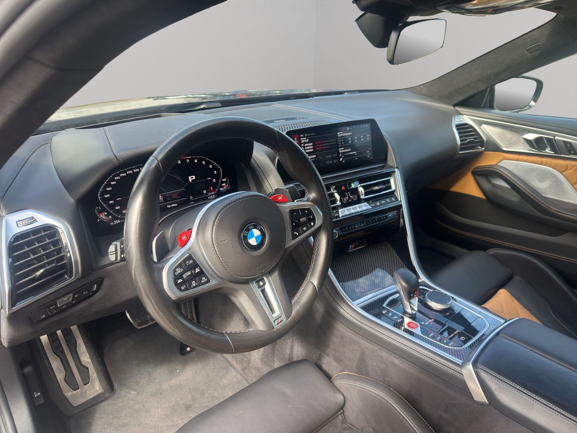BMW M8 xDrive Steptronic M Competition-image-14