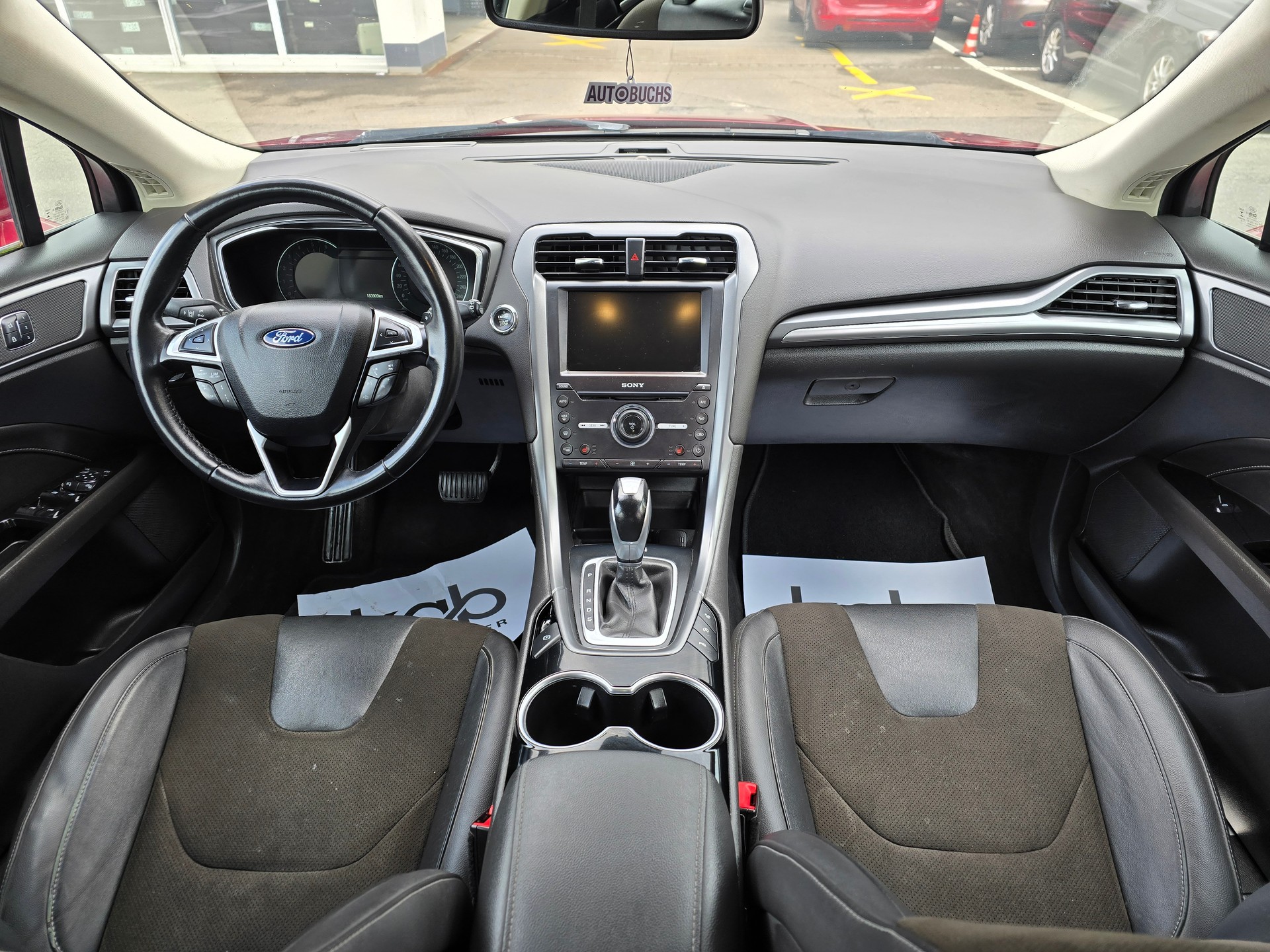 FORD Mondeo 2.0 TDCi Titanium AWD PowerShift-image-3
