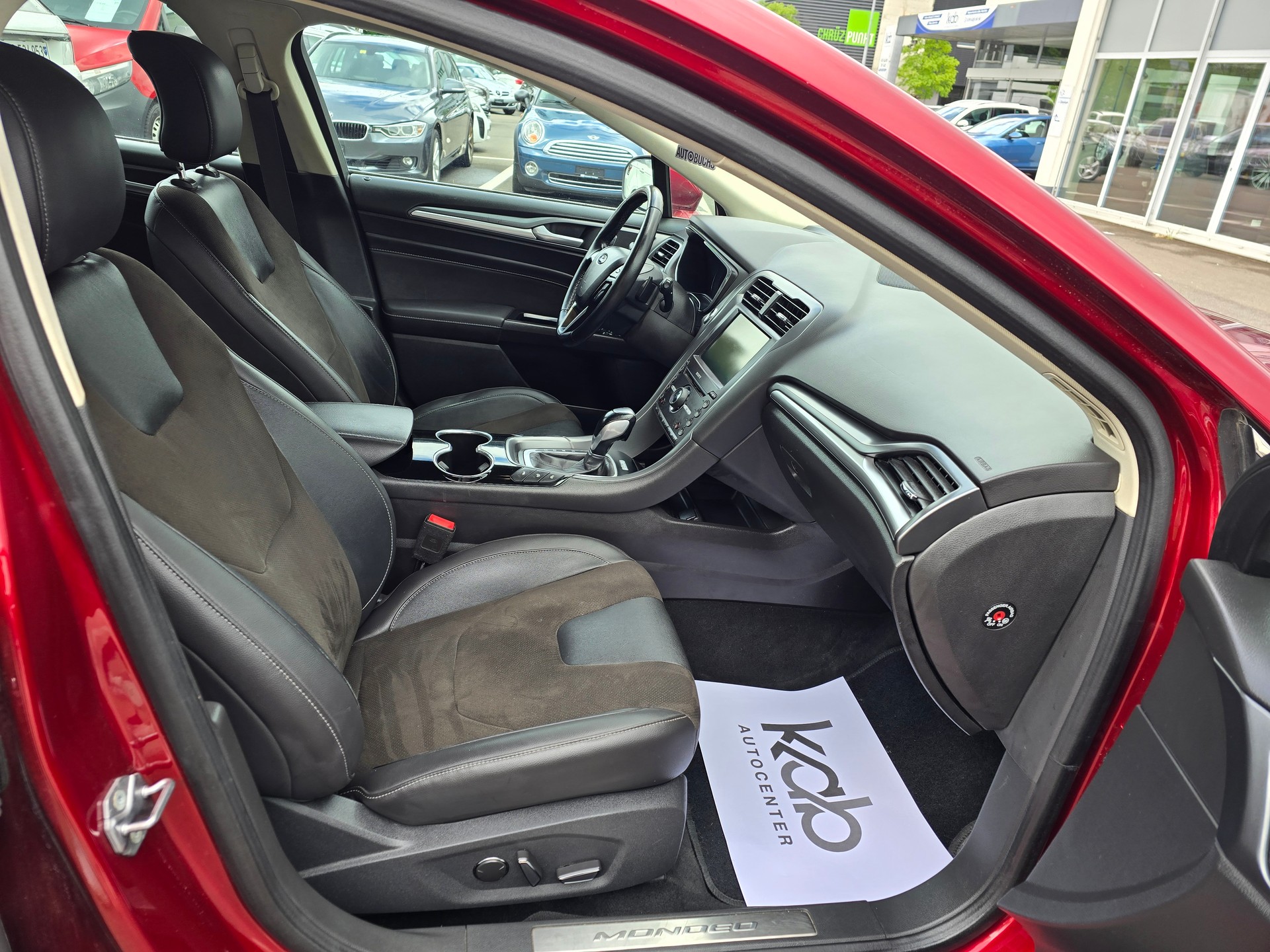 FORD Mondeo 2.0 TDCi Titanium AWD PowerShift-image-13