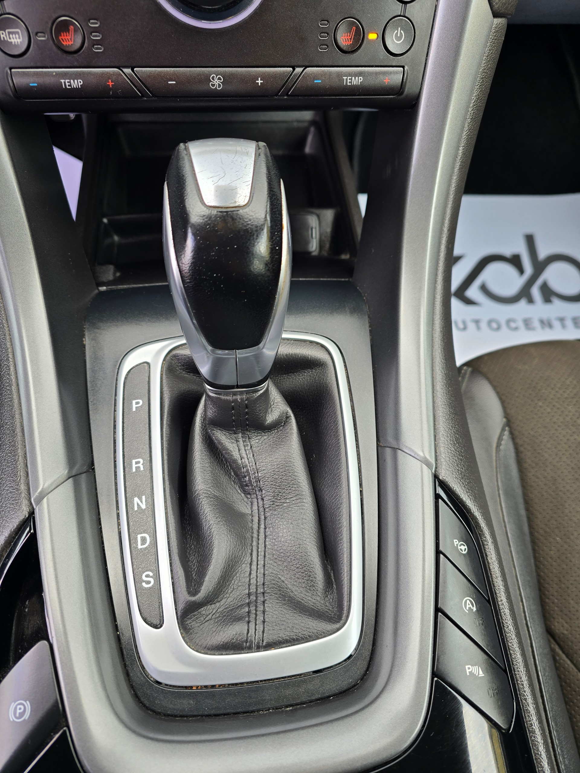 FORD Mondeo 2.0 TDCi Titanium AWD PowerShift-image-17