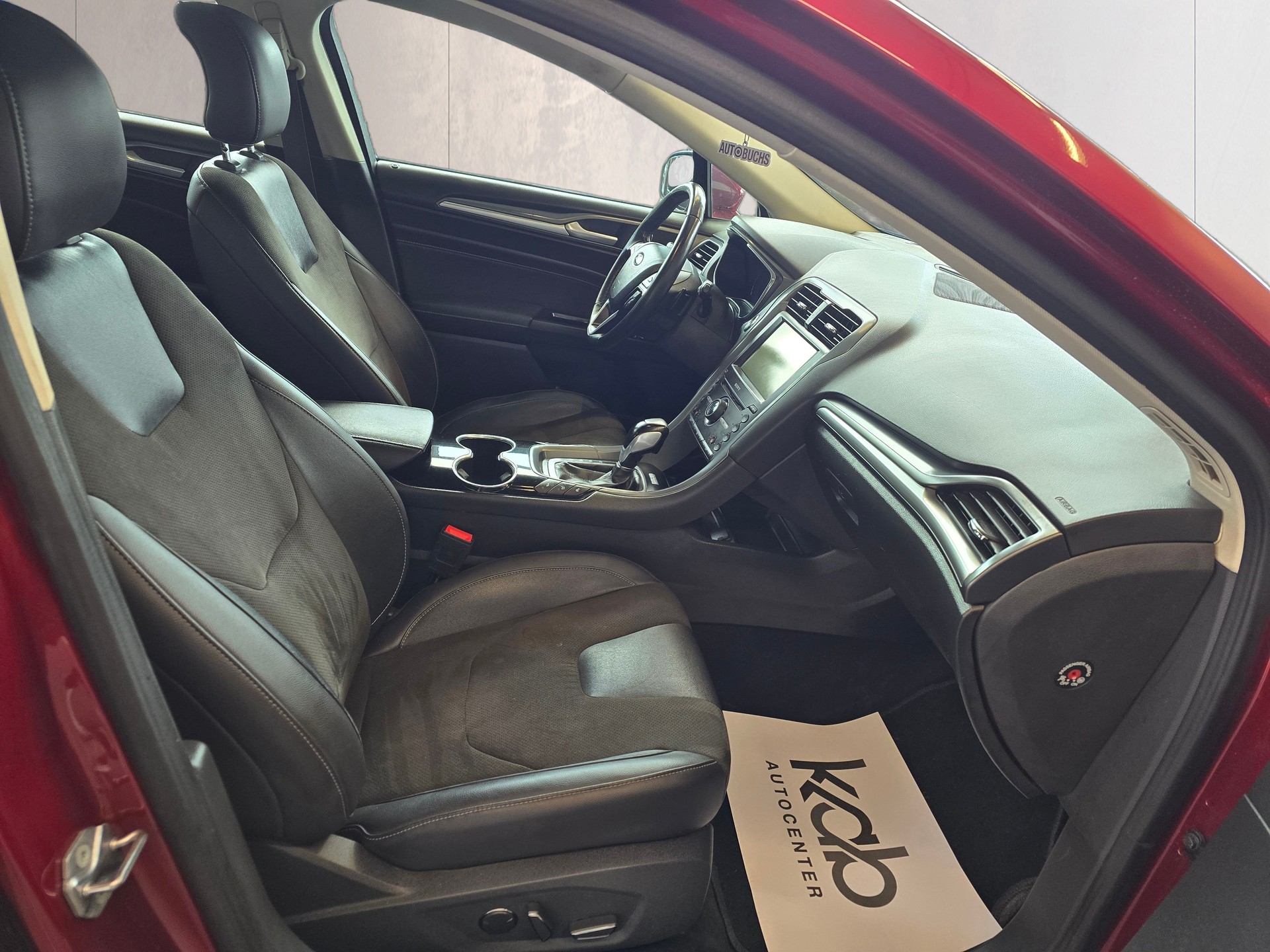 FORD Mondeo 2.0 TDCi Titanium AWD PowerShift-image-13