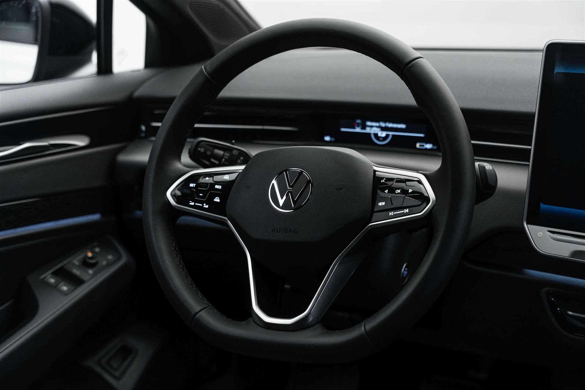 VW ID.7 Tourer Limited Edition 77kWh 285PS Automat-image-9