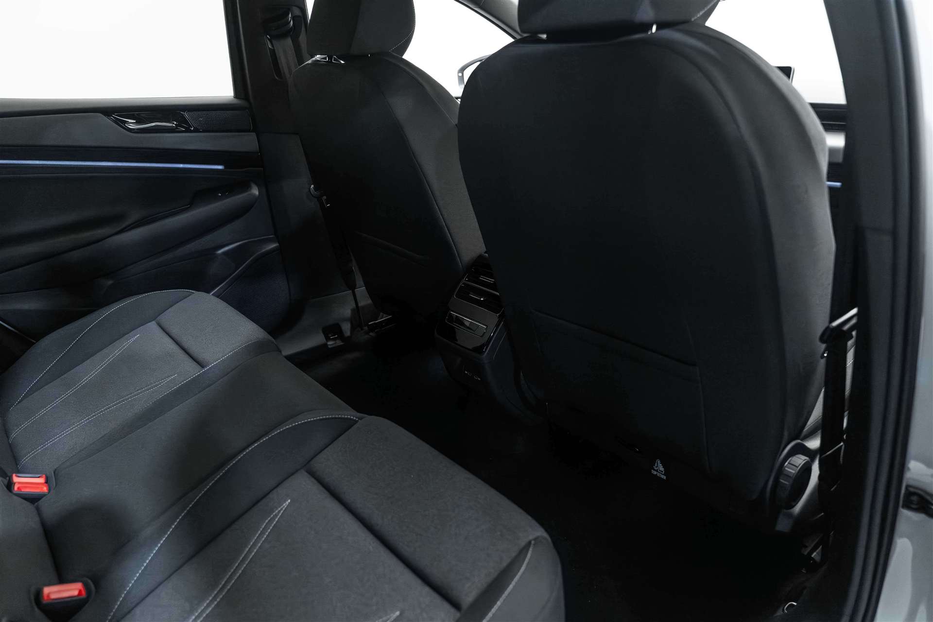 VW ID.7 Tourer Limited Edition 77kWh 285PS Automat-image-12