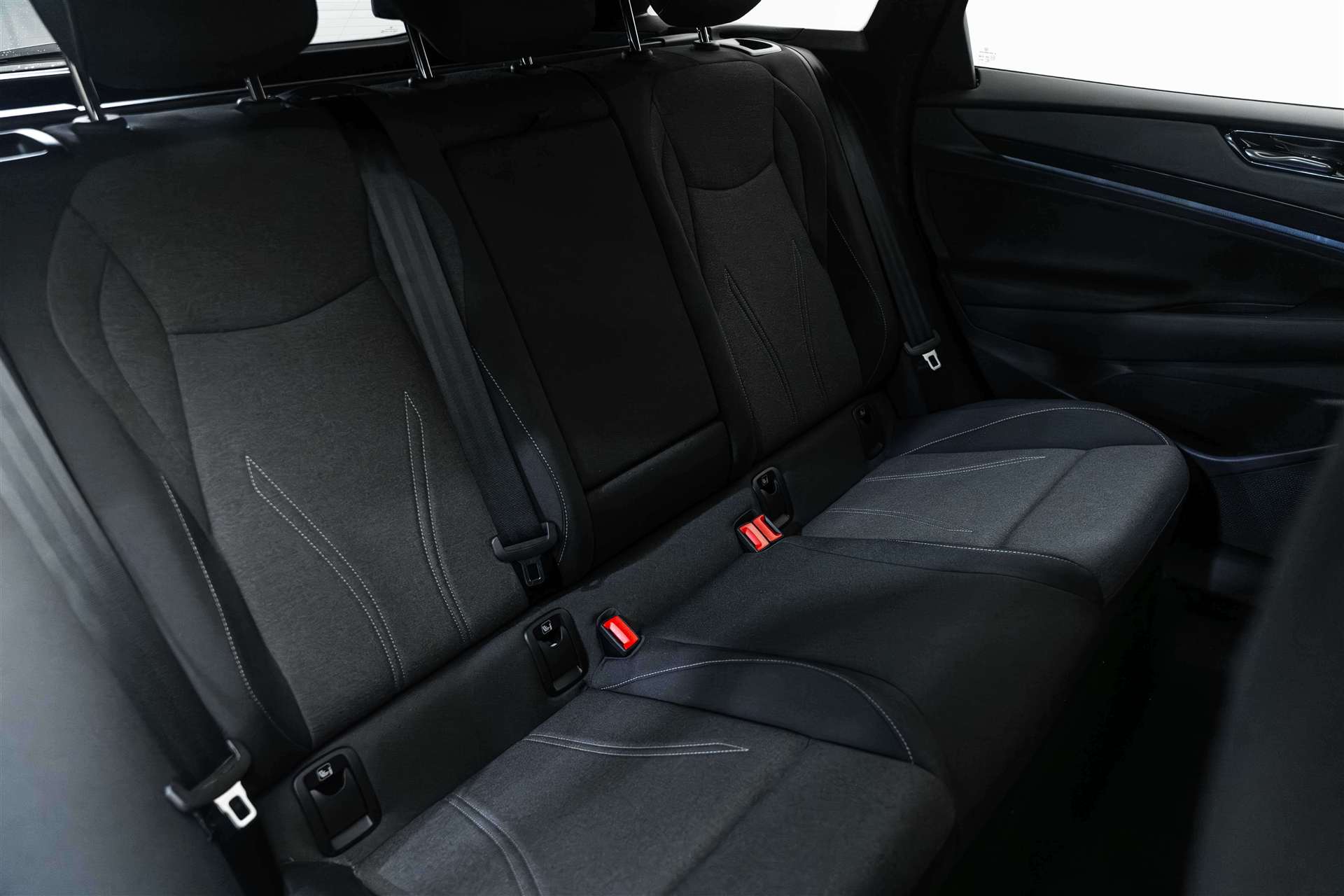 VW ID.7 Tourer Limited Edition 77kWh 285PS Automat-image-13