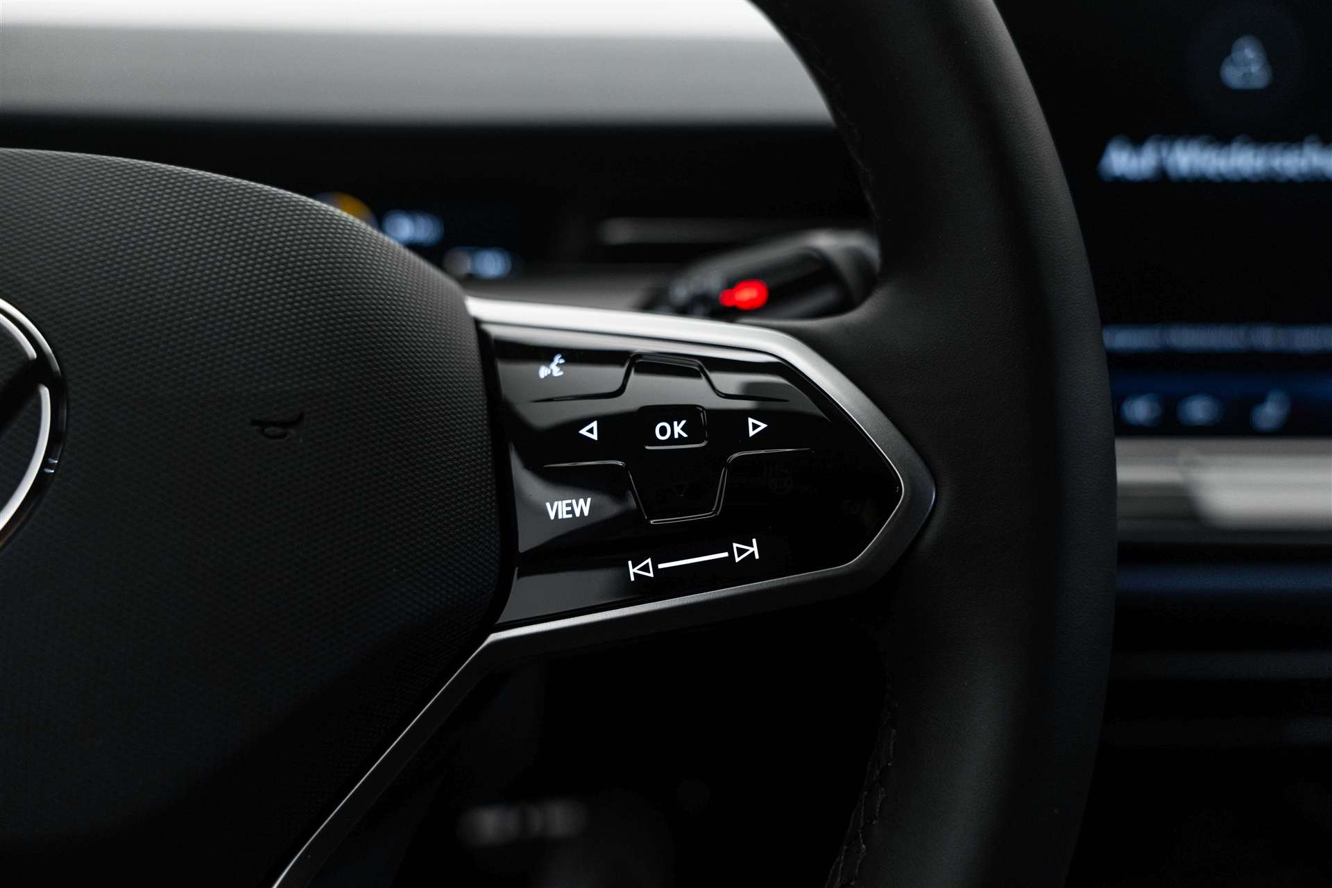 VW ID.7 Tourer Limited Edition 77kWh 285PS Automat-image-15