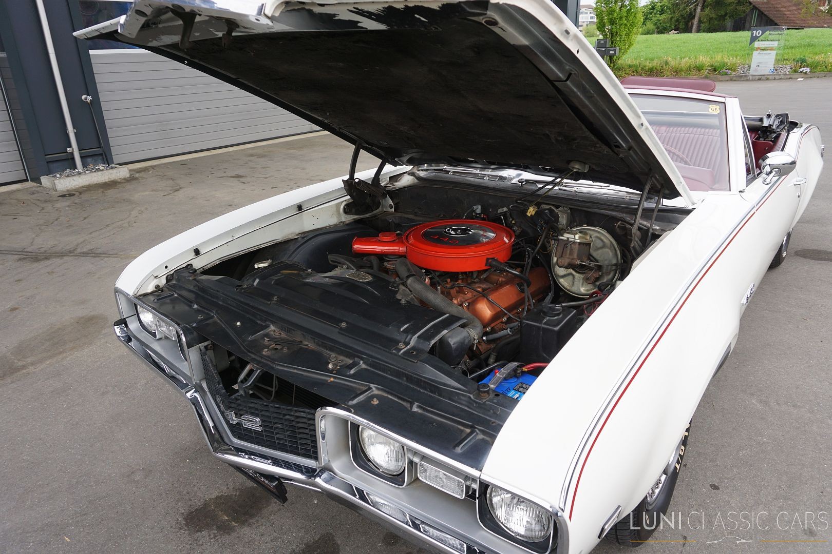 OLDSMOBILE 442 Convertible-image-26