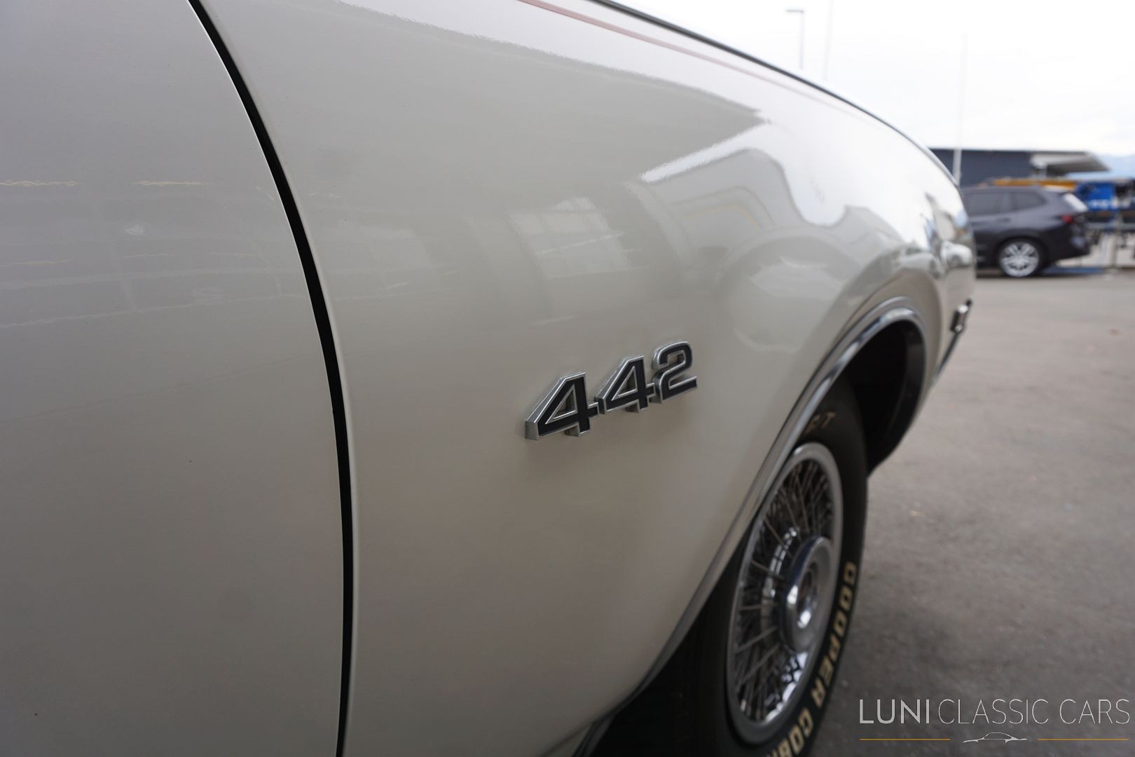 OLDSMOBILE 442 Convertible-image-16