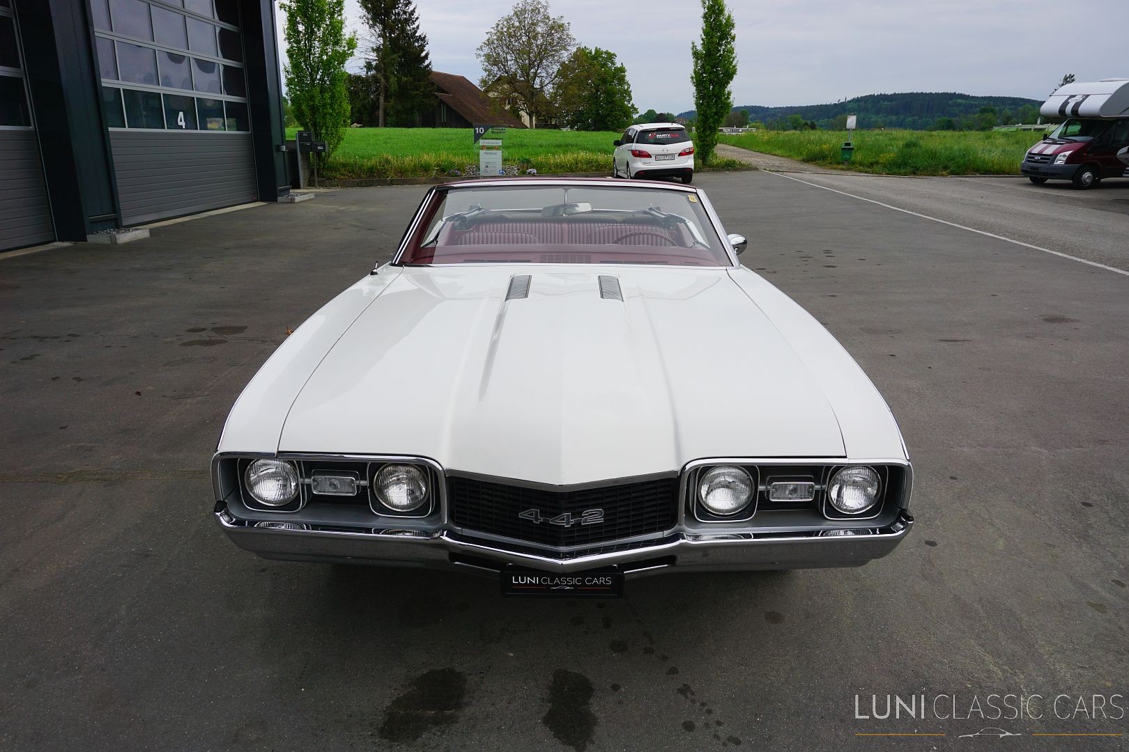 OLDSMOBILE 442 Convertible-image-7