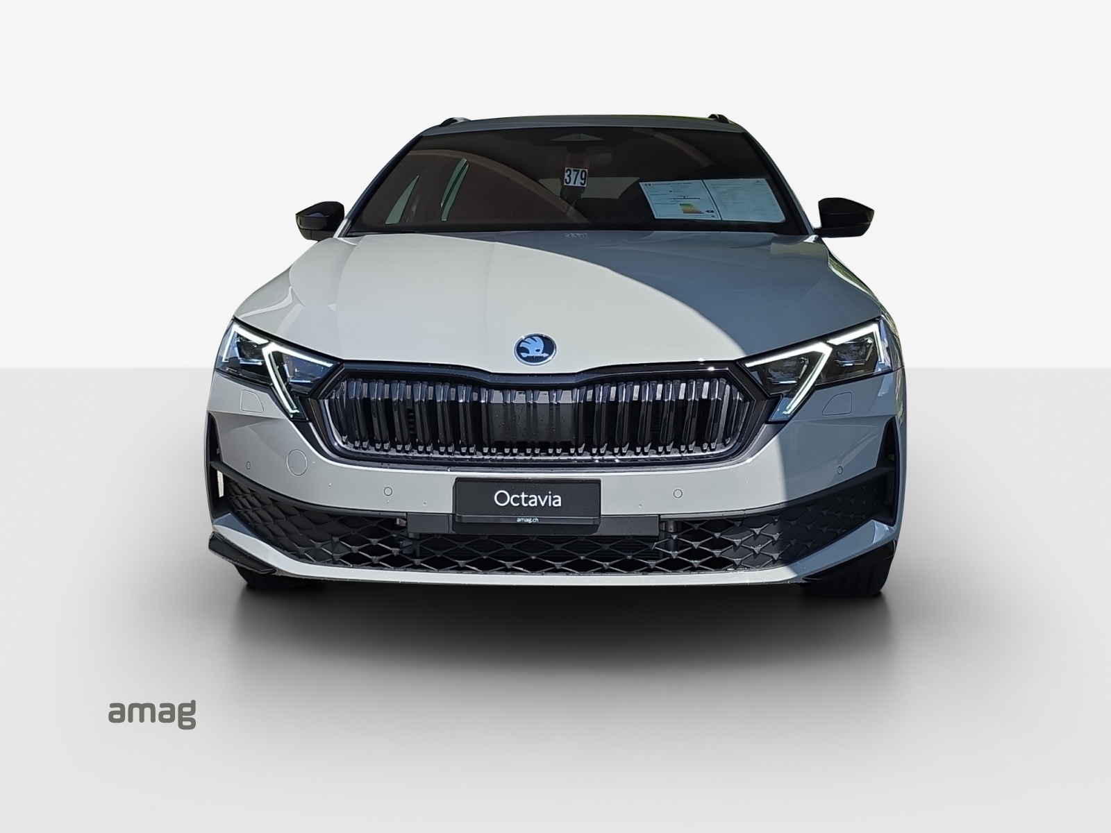 SKODA Octavia Combi 2.0 TSI DSG Dynamic 4x4-image-6