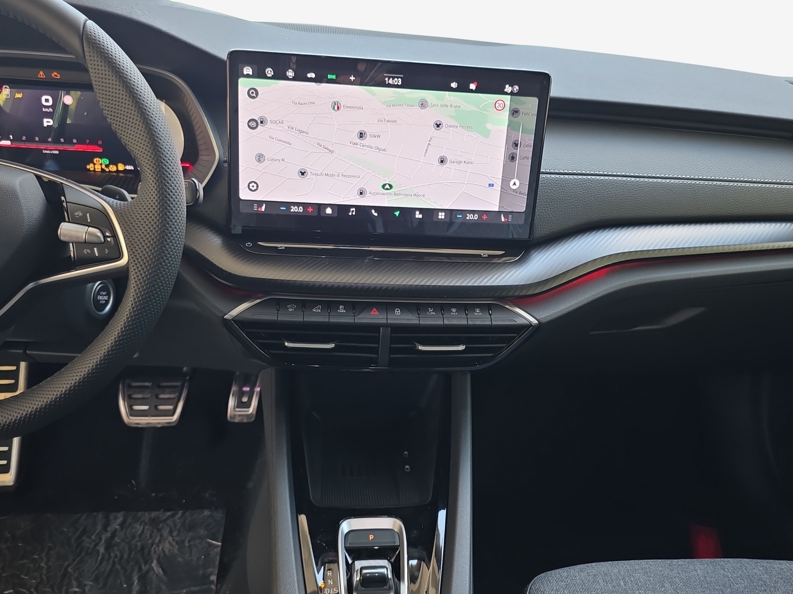SKODA Octavia Combi 2.0 TSI DSG Dynamic 4x4-image-10