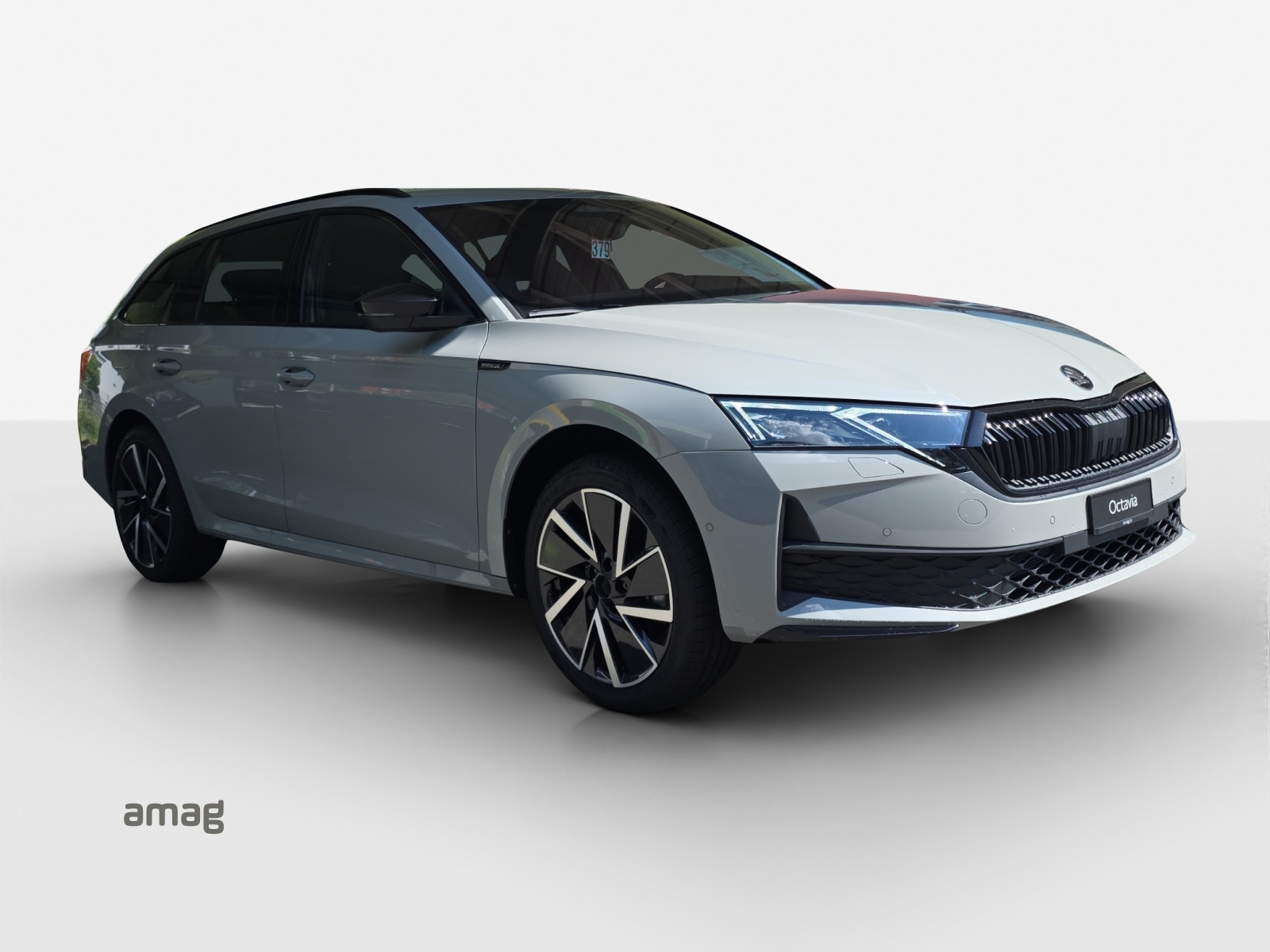SKODA Octavia Combi 2.0 TSI DSG Dynamic 4x4-image-5