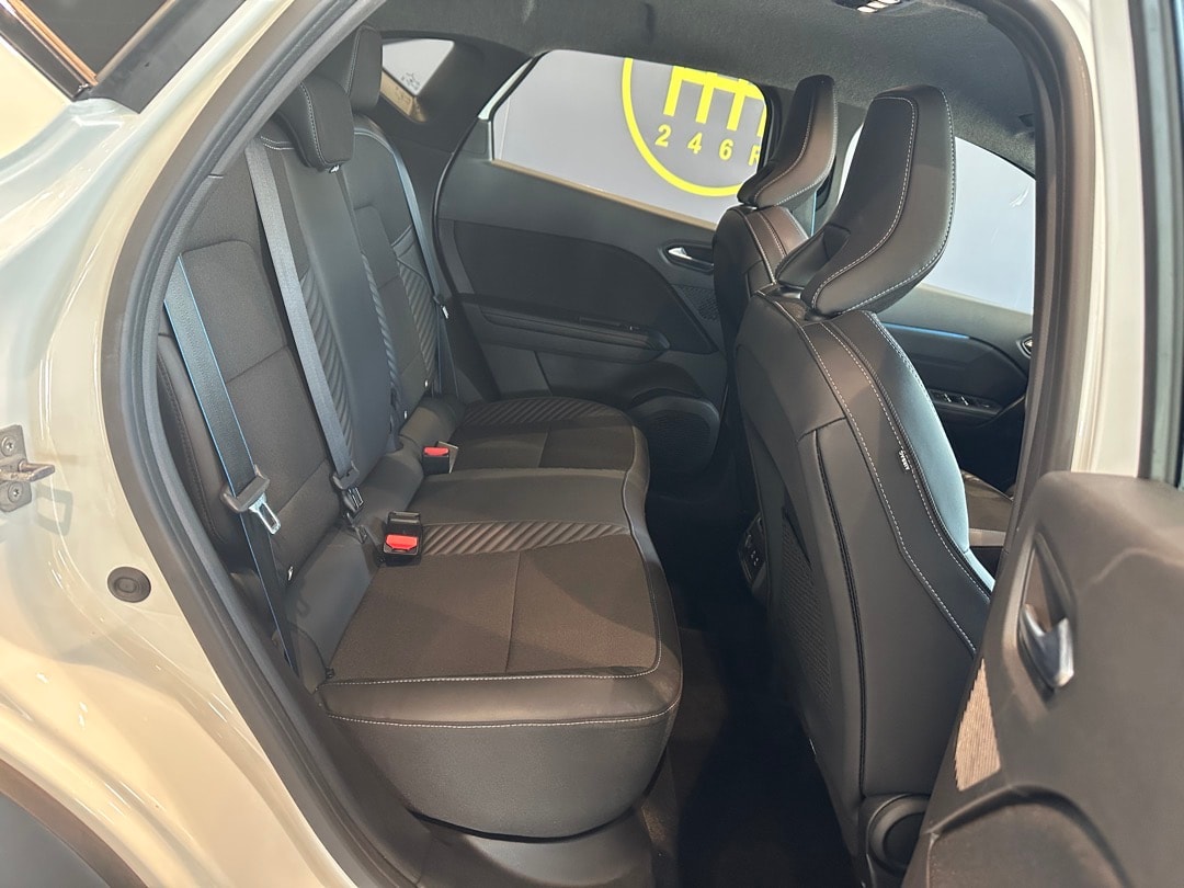 RENAULT Captur 1.3 TCe Esprit Alpine EDC-image-20