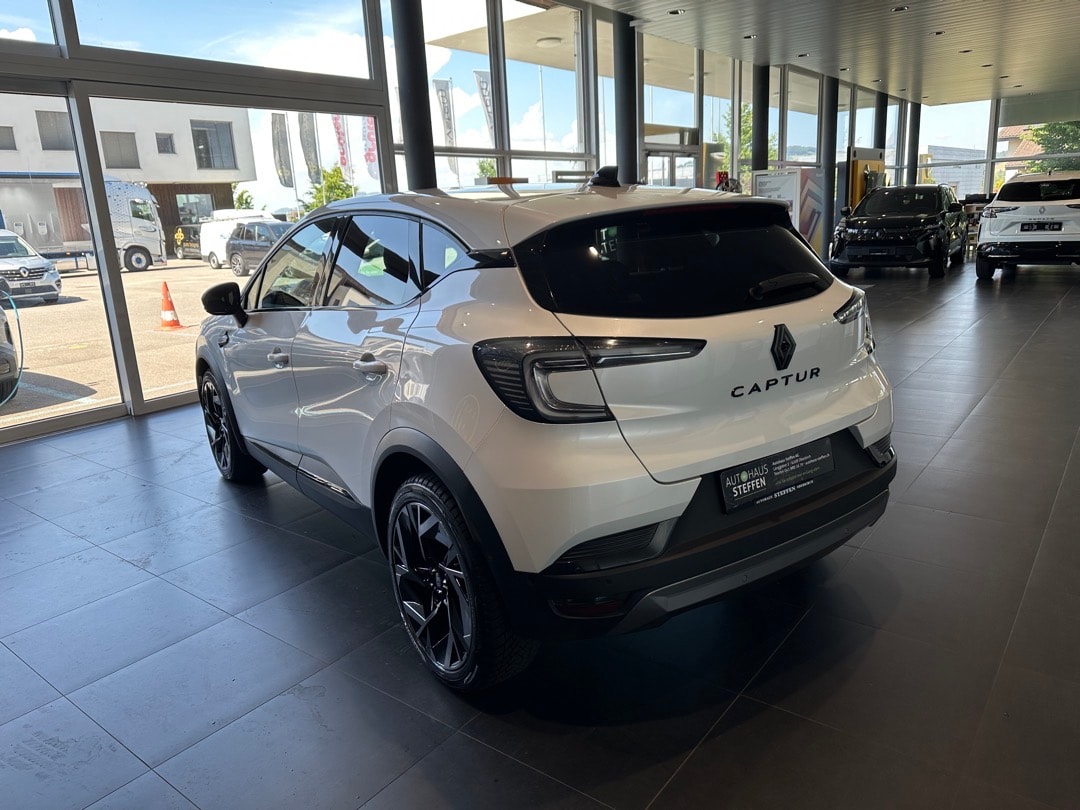 RENAULT Captur 1.3 TCe Esprit Alpine EDC-image-5