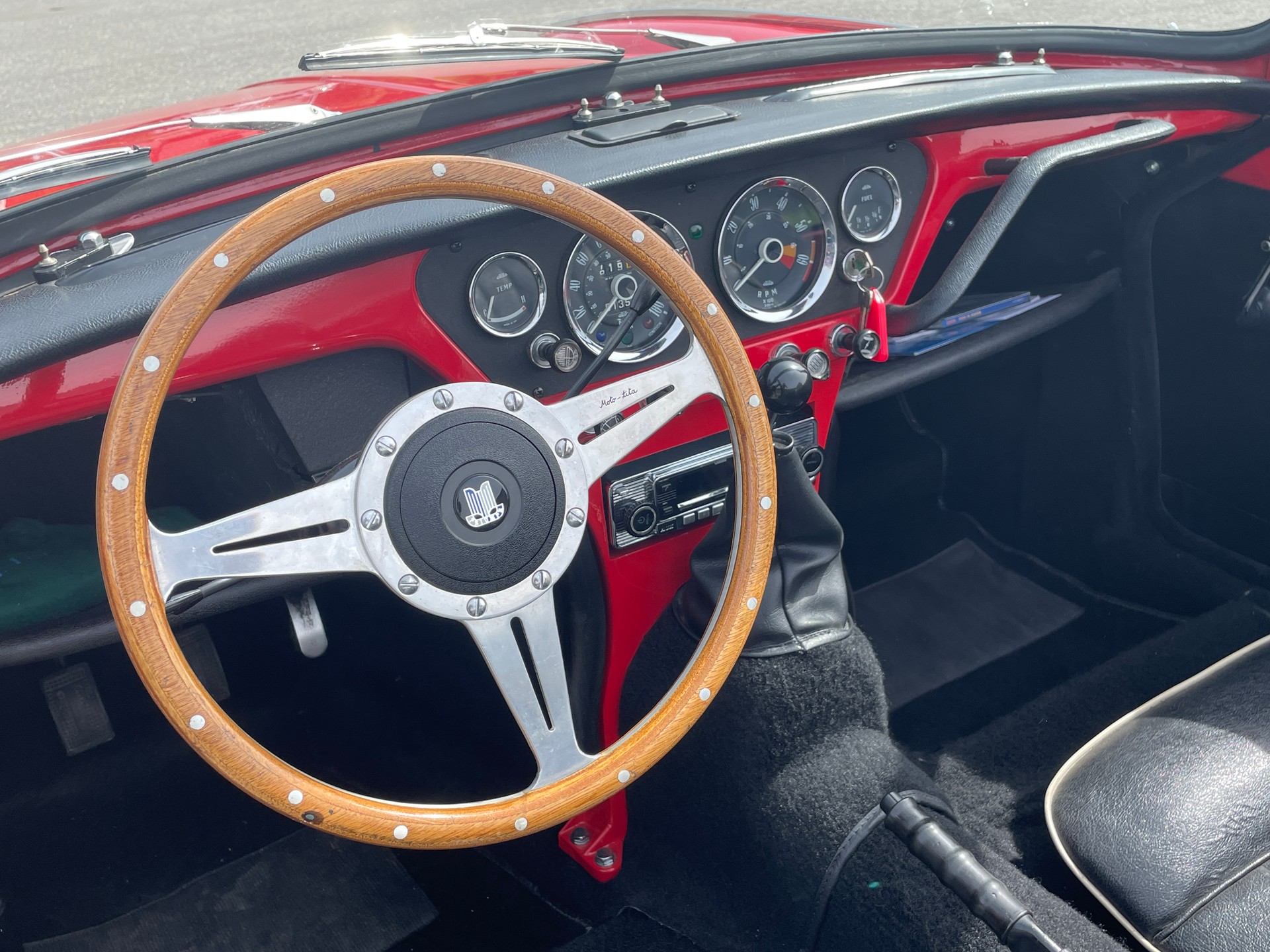 TRIUMPH Spitfire MKI-image-12
