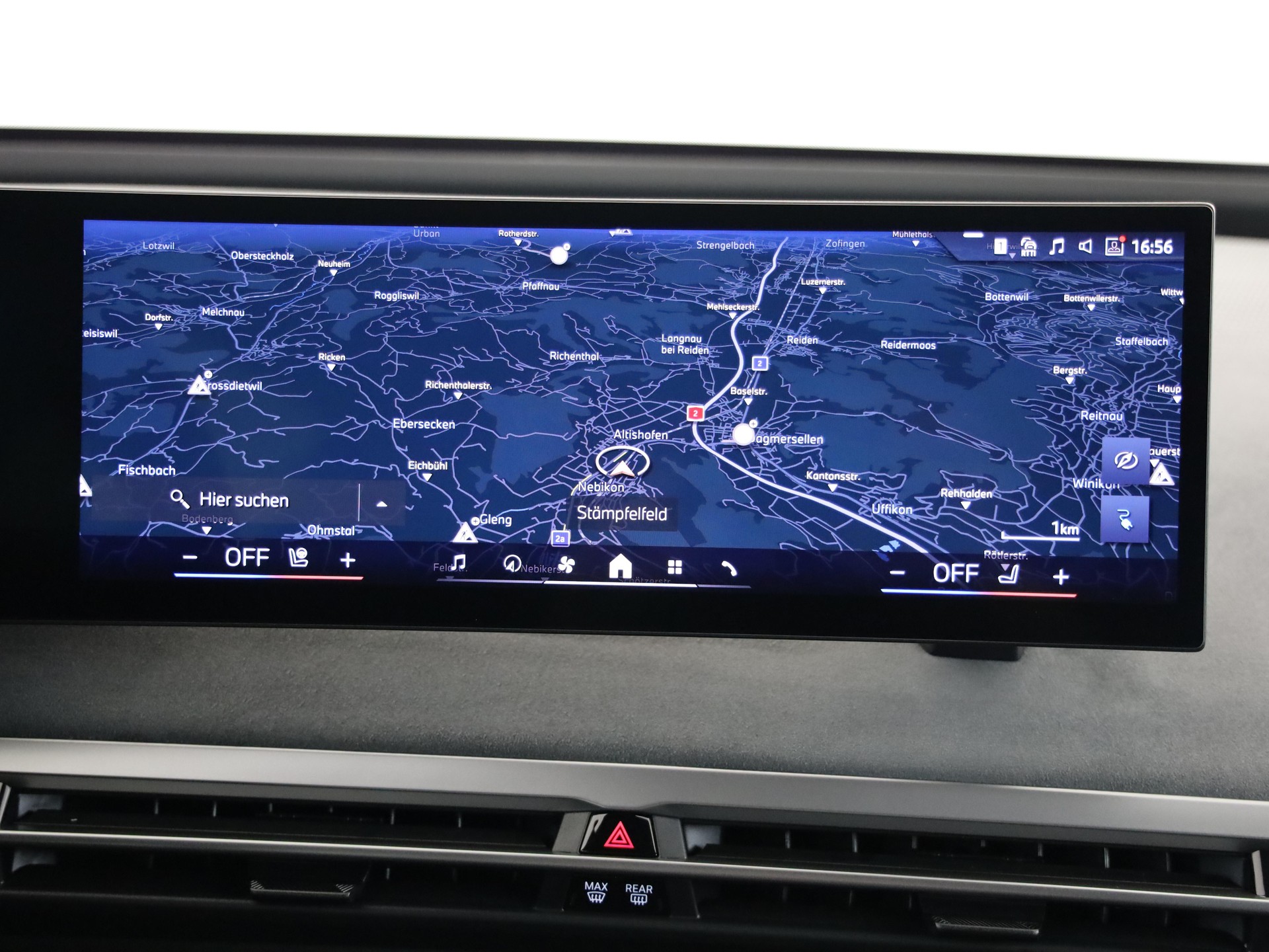 BMW iX xDrive60-image-19