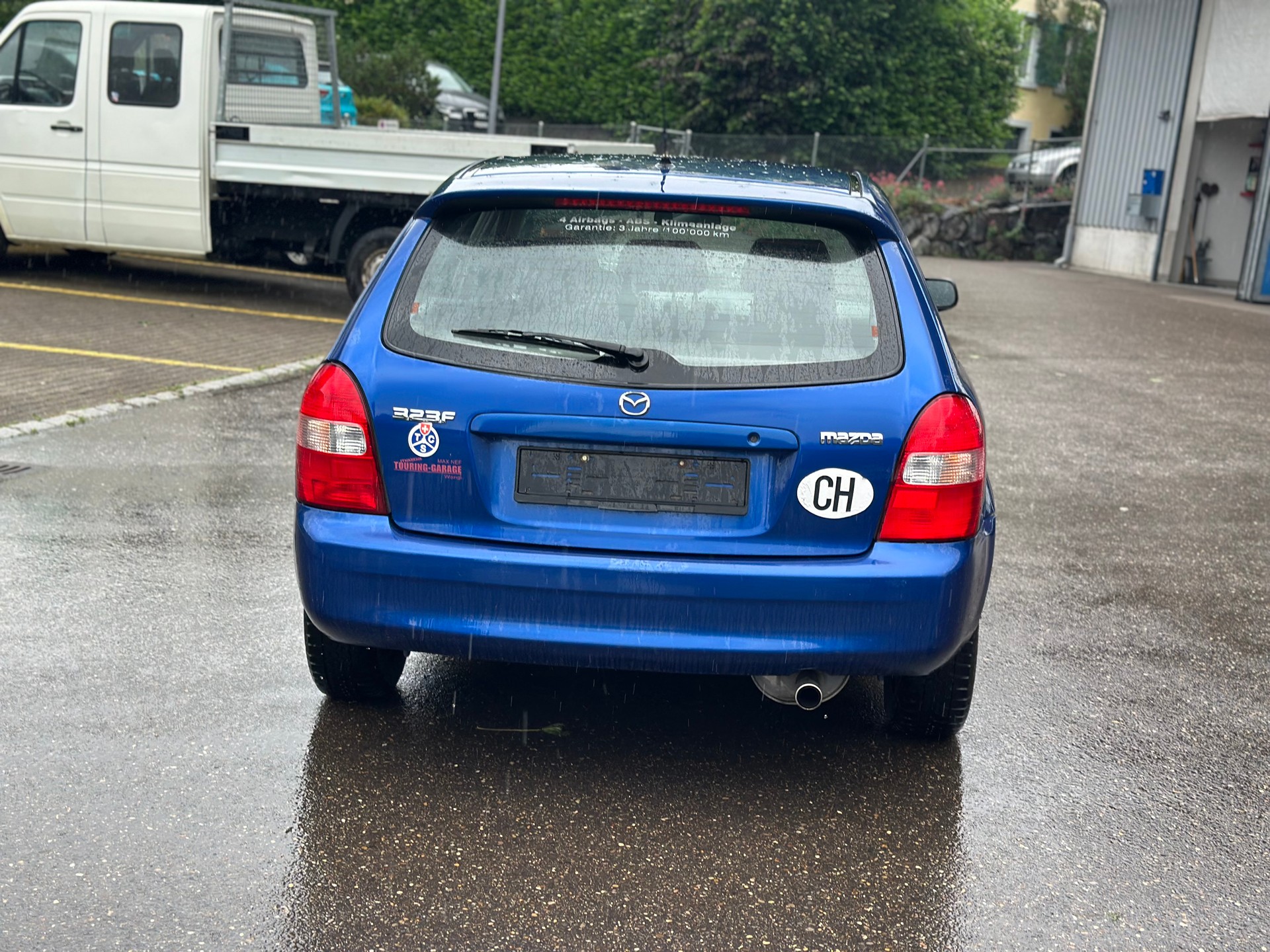 MAZDA 323 F 2.0i-16V-image-6