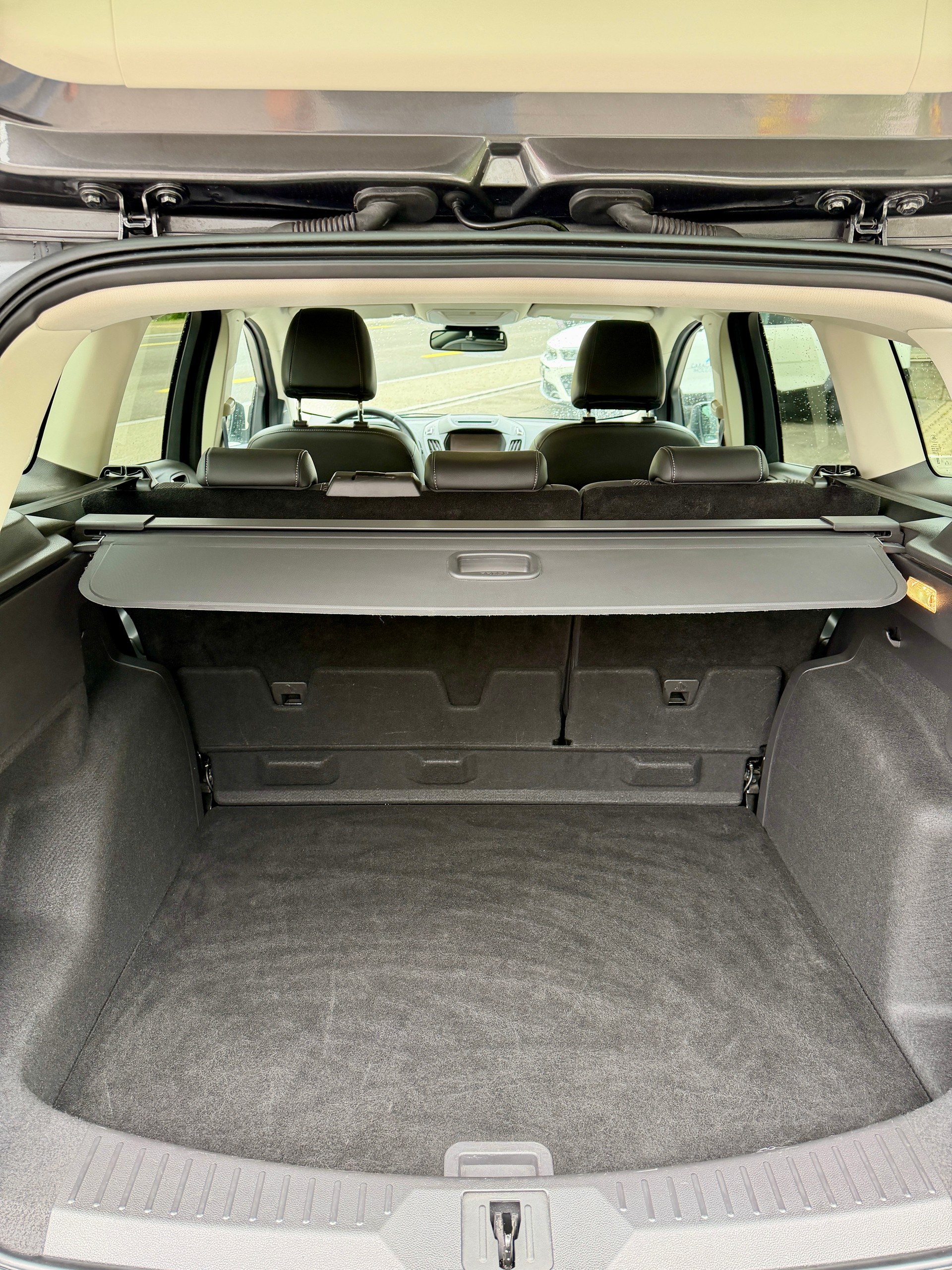 FORD Kuga 2.0 TDCi Titanium 4WD PowerShift-image-12