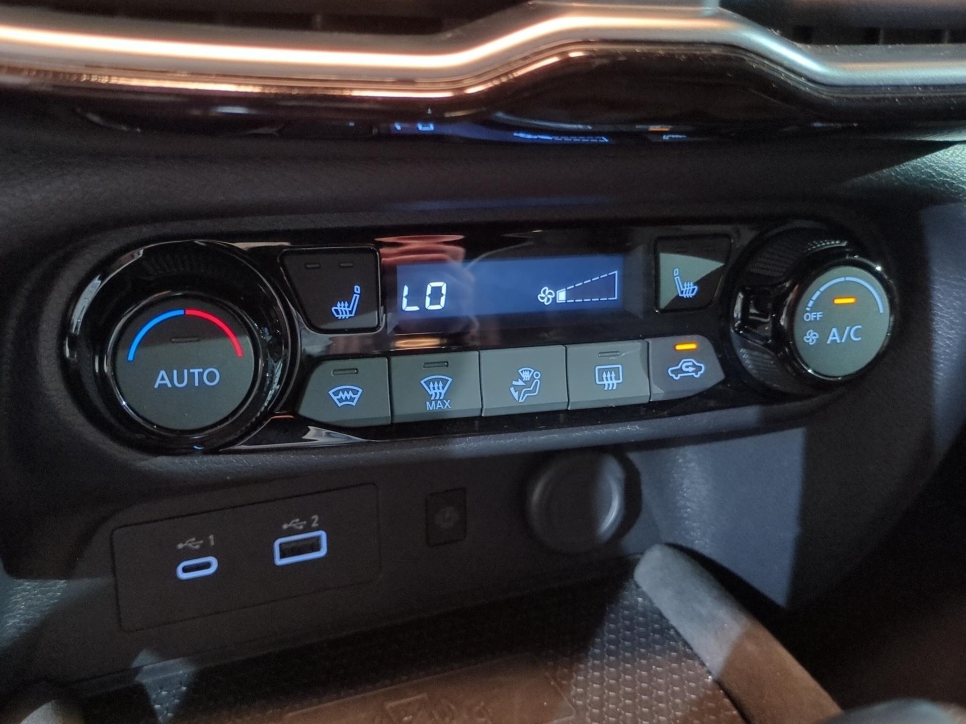 NISSAN Juke 1.6 FHEV N-Design-image-19