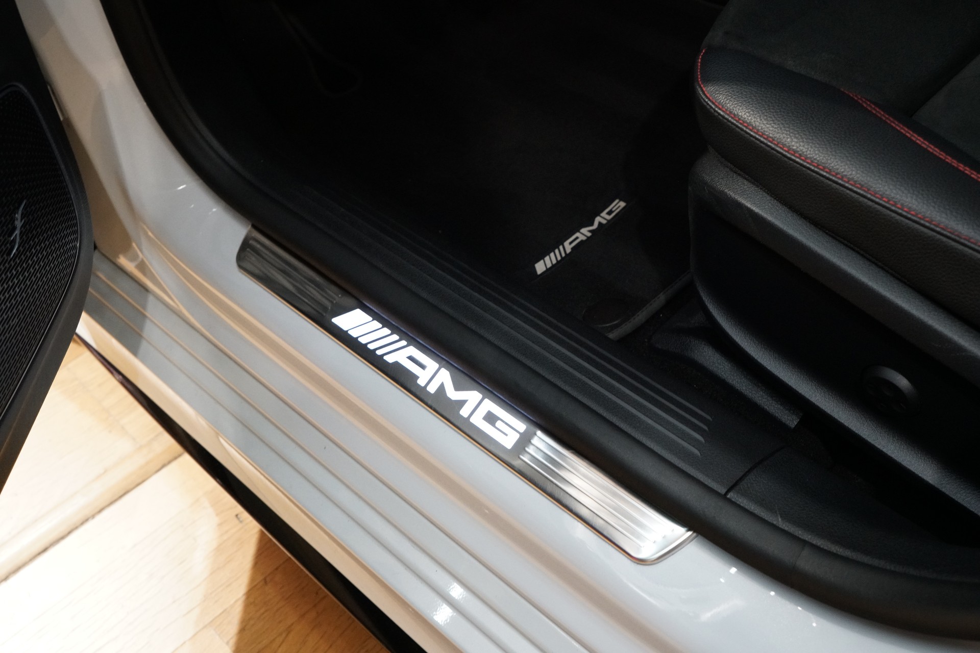 MERCEDES-BENZ A 35 AMG 4Matic Speedshift-image-18