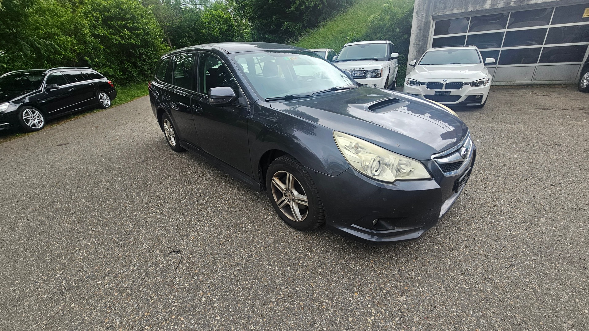 SUBARU Legacy 2.0D Swiss Special AWD-image-2