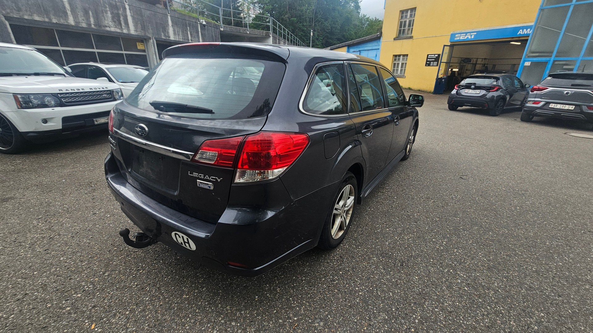 SUBARU Legacy 2.0D Swiss Special AWD-image-4