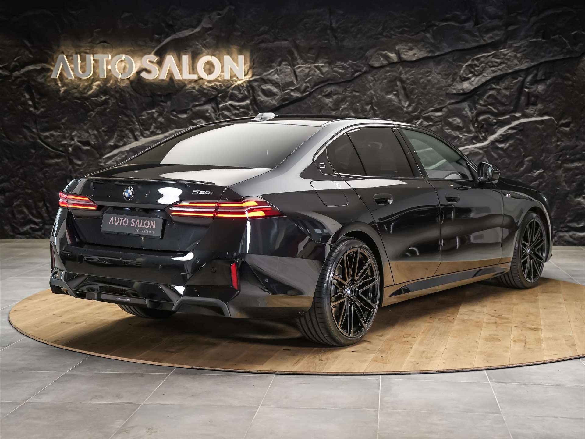 BMW 520i M Sport Steptronic *Werksgarantie*21" Felgen*Sitzlüftung*Head-Up*-image-5