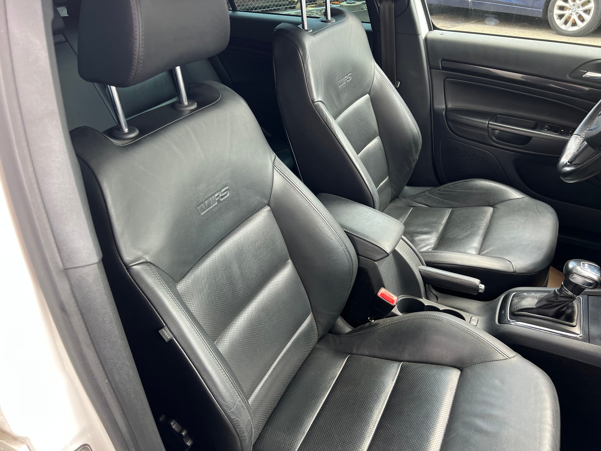 SKODA Octavia Combi 2.0 TSI RS DSG *** Navigation * Leder * 8 fachbereift * mit frisch ab MFK * 1 Jahr Garantie möglich ***-image-8