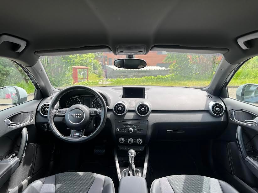 AUDI A1 Sport 1.4 TFSI Ambition S-tronic-image-8