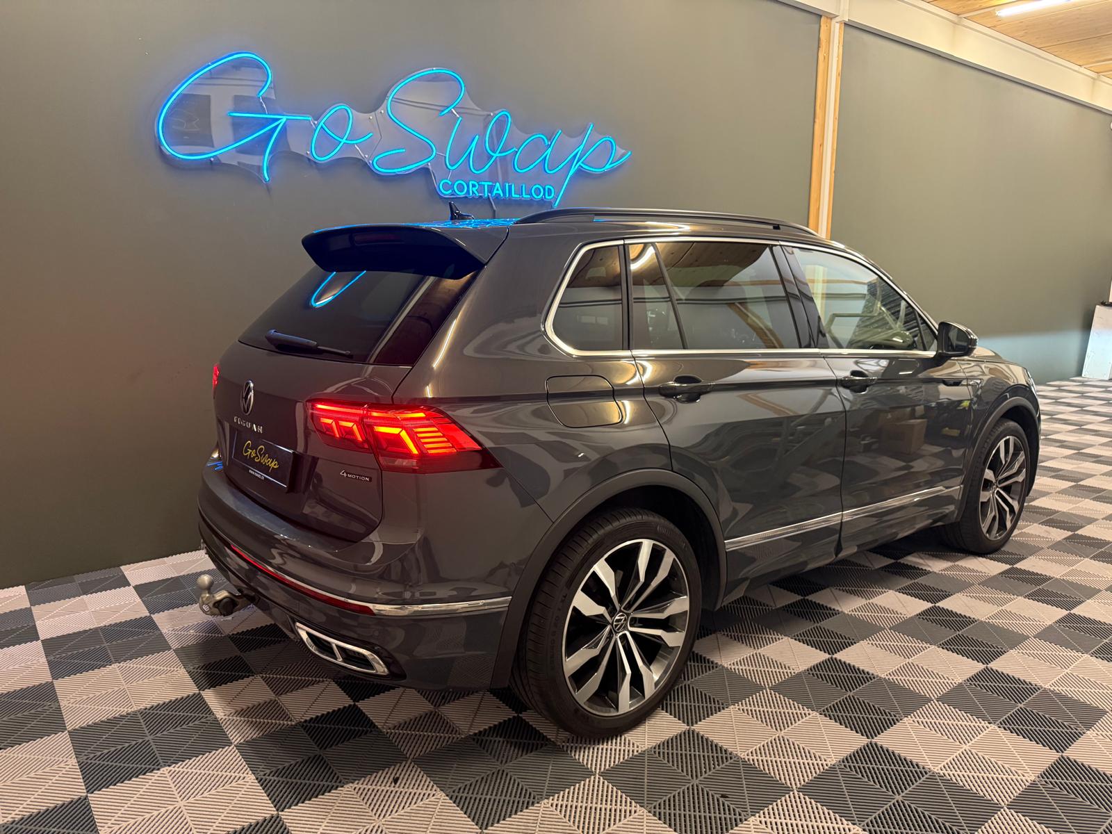 VW Tiguan 2.0TSI R-Line 4Motion DSG-image-5