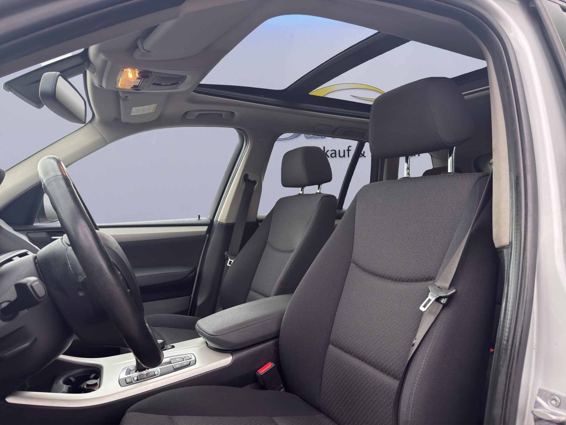 BMW X3 xDrive 28i Steptronic-image-13